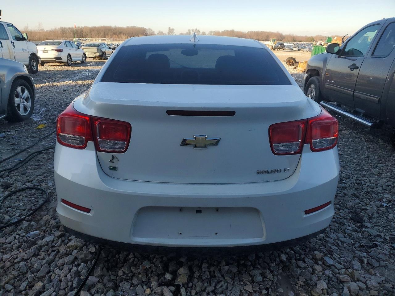 2015 Chevrolet Malibu 2lt White vin: 1G11D5SL9FU117955