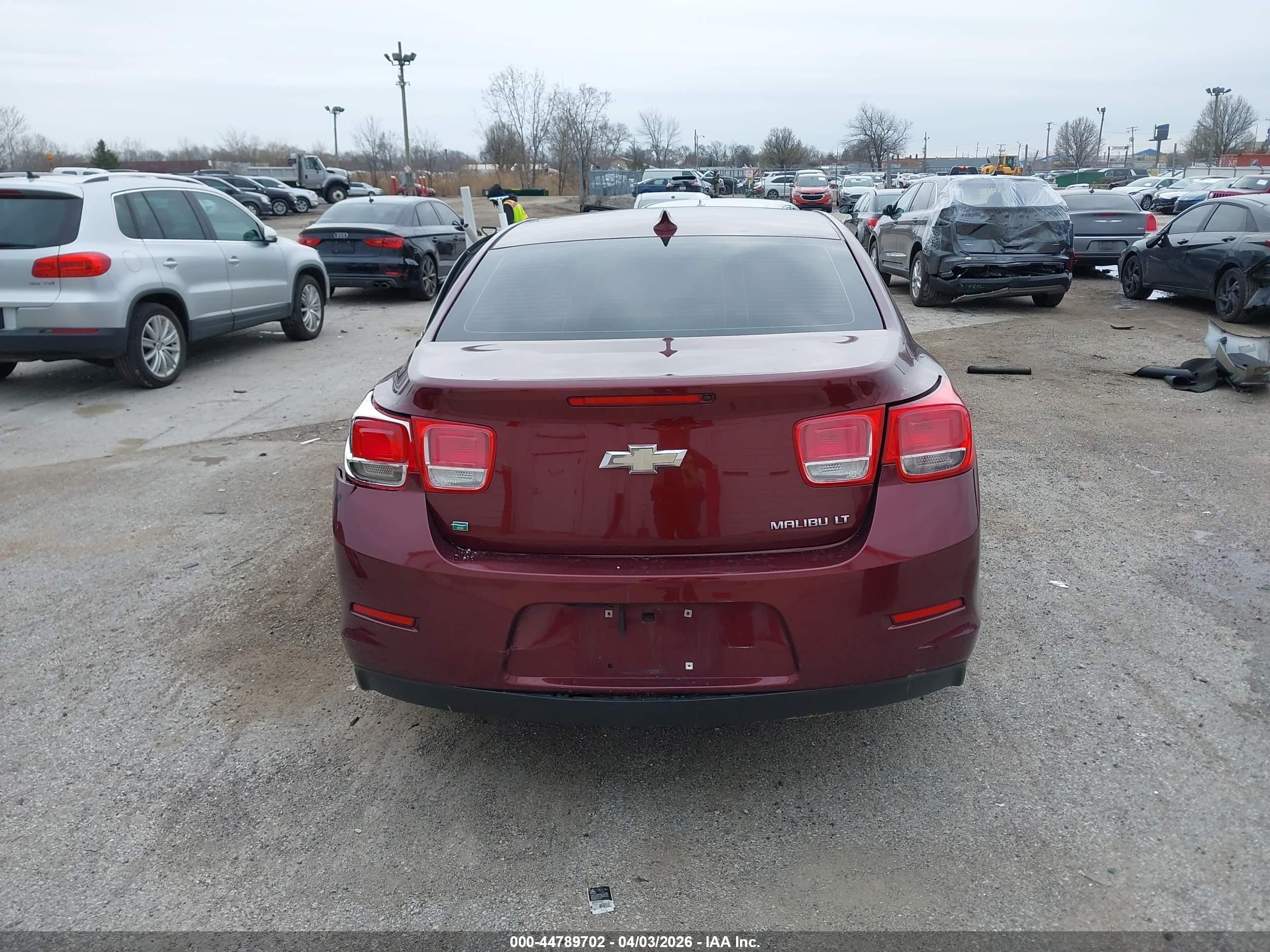 2015 Chevrolet Malibu 2lt Burgundy vin: 1G11D5SLXFF141380