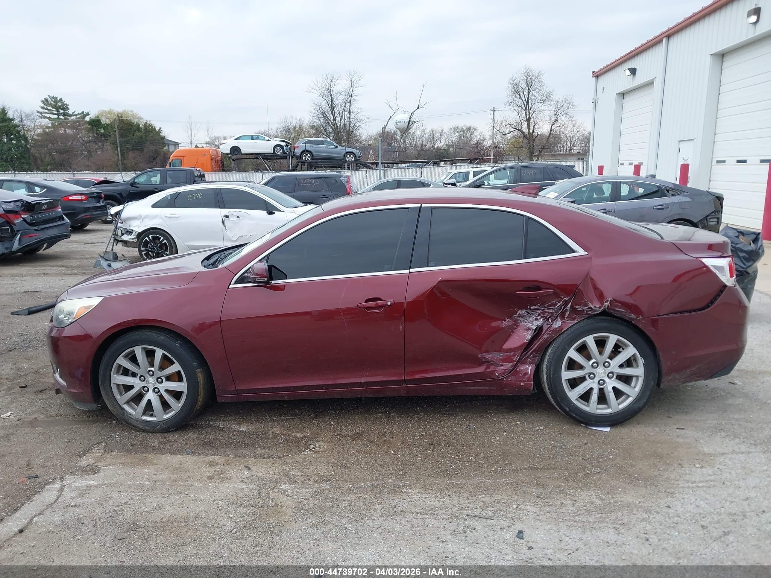 2015 Chevrolet Malibu 2lt Burgundy vin: 1G11D5SLXFF141380