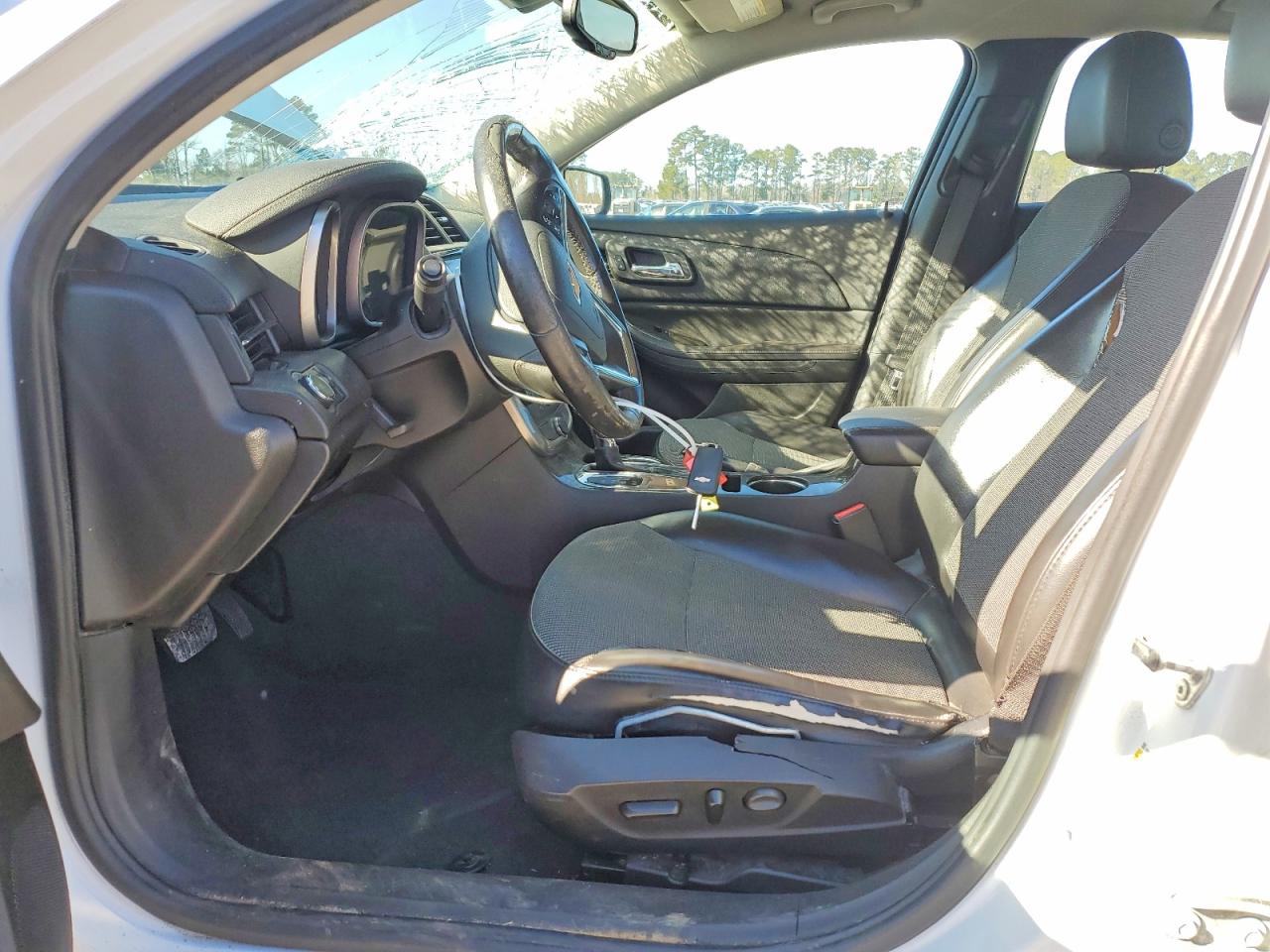 2015 Chevrolet Malibu 2lt White vin: 1G11D5SLXFF230012