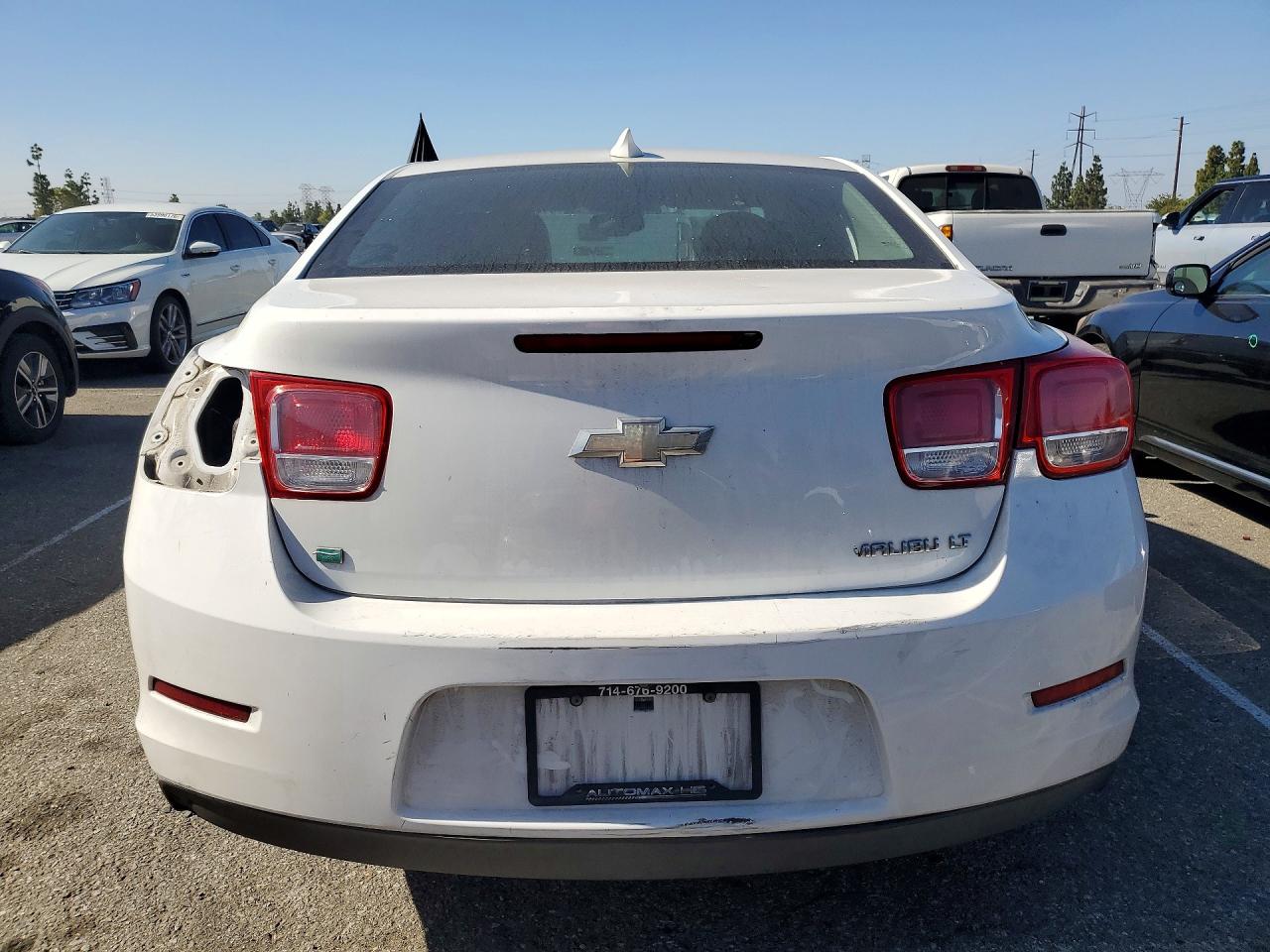 2015 Chevrolet Malibu 2lt Белый vin: 1G11D5SLXFF325587