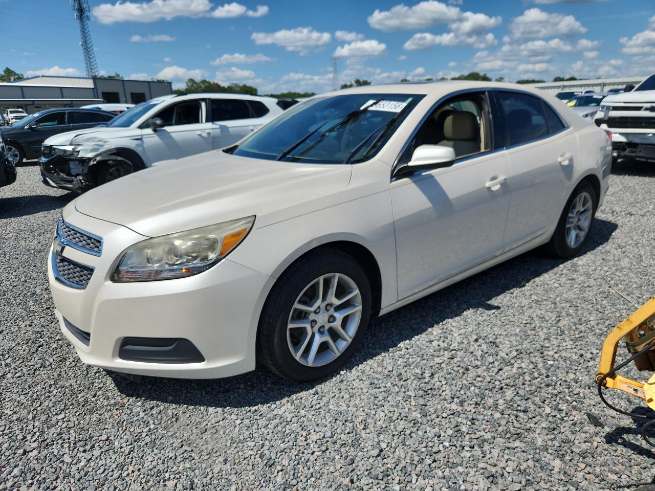 2013 Chevrolet Malibu 1lt White vin: 1G11D5SR7DF139295