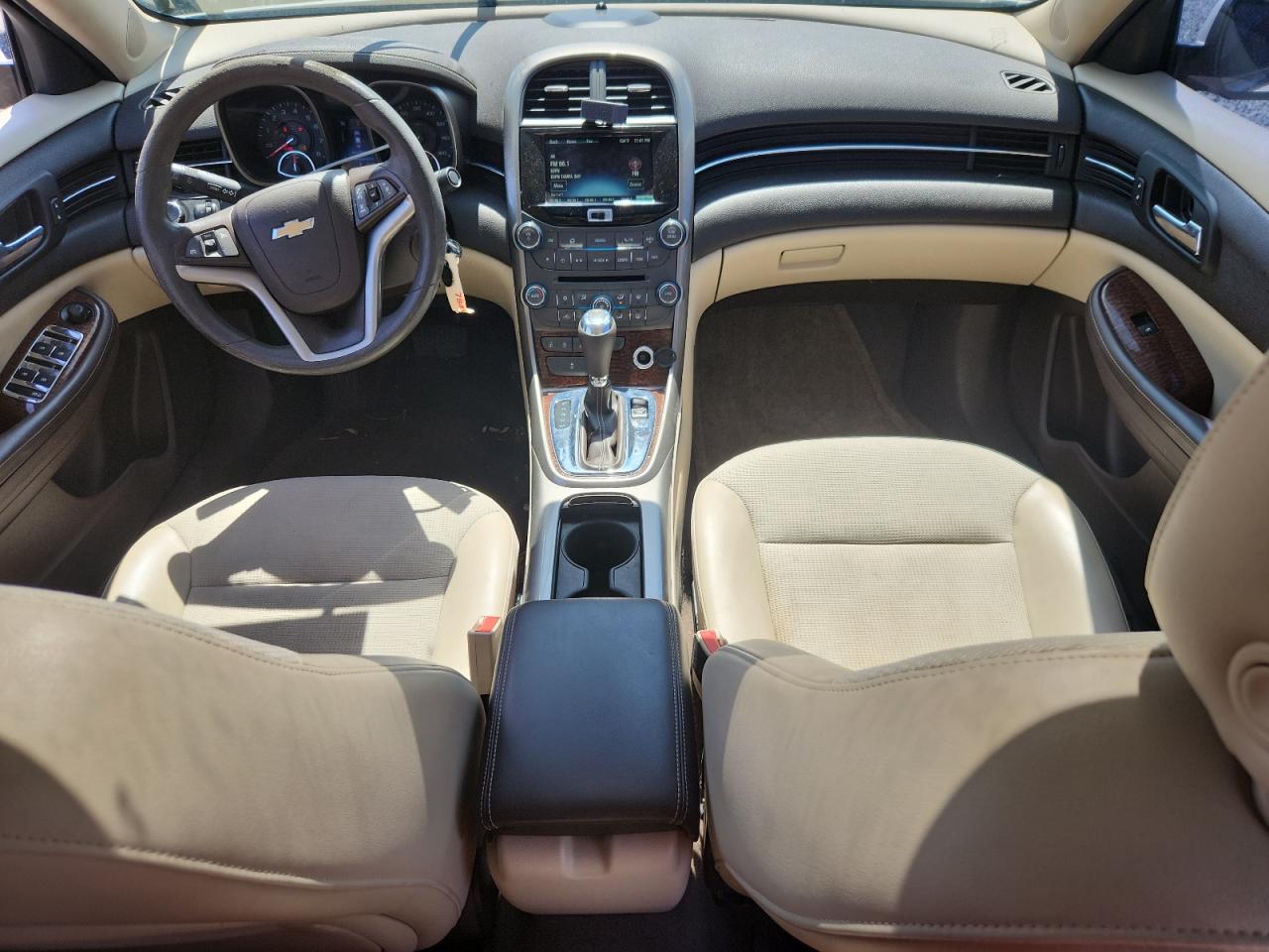 2013 Chevrolet Malibu 1lt White vin: 1G11D5SR7DF139295