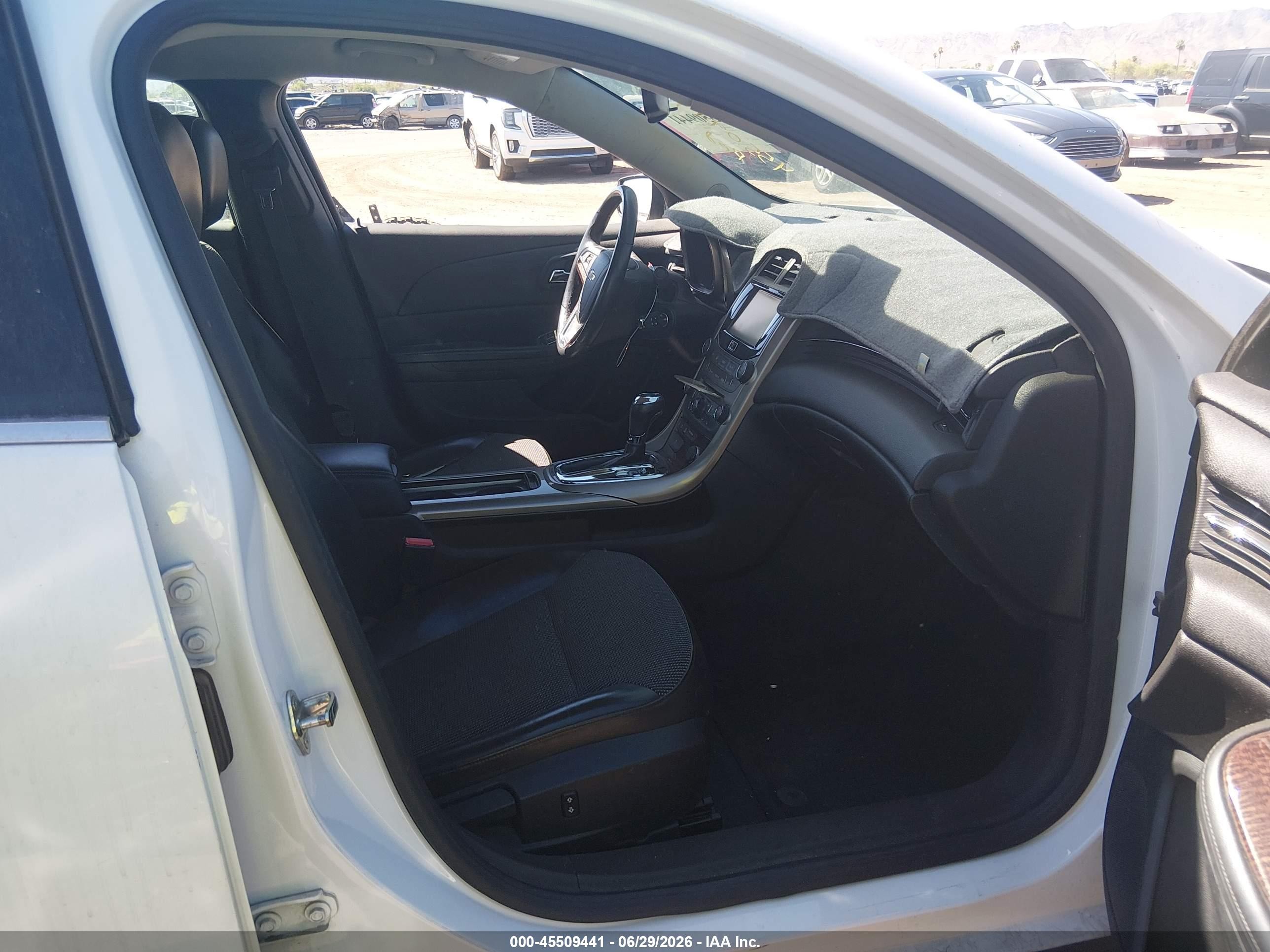 2013 Chevrolet Malibu 2lt White vin: 1G11E5SA3DF268383