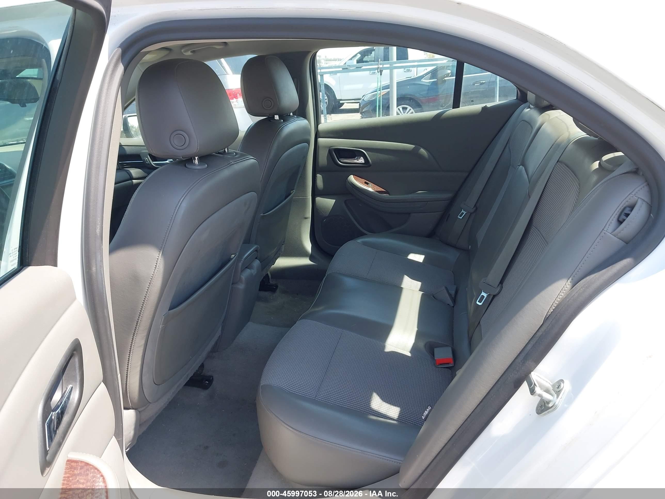 2013 Chevrolet Malibu 2lt White vin: 1G11E5SA3DF287399