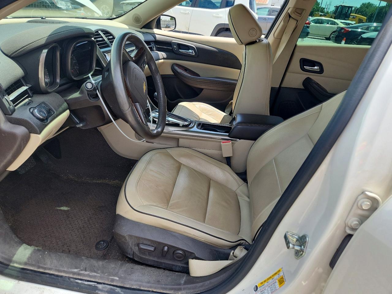 2013 Chevrolet Malibu 2lt Белый vin: 1G11E5SA5DF232632