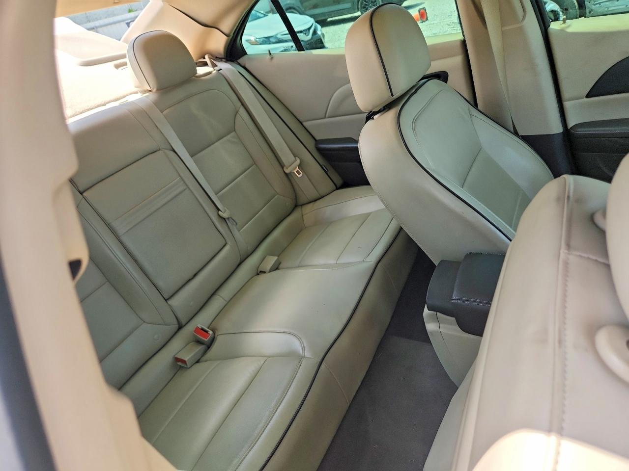 2013 Chevrolet Malibu 2lt Белый vin: 1G11E5SA5DF232632