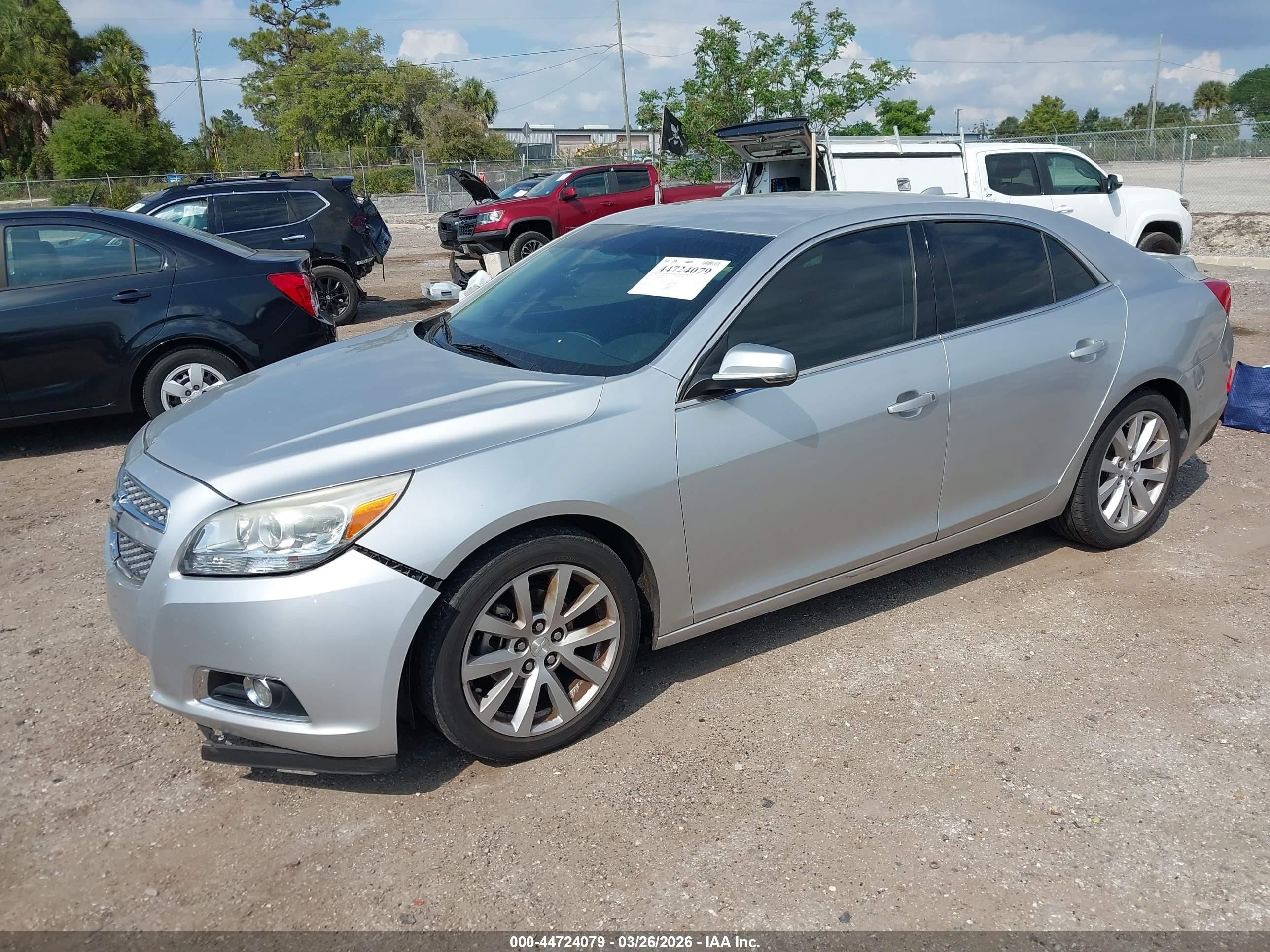 2013 Chevrolet Malibu 2lt Серебряный vin: 1G11E5SA5DF269096