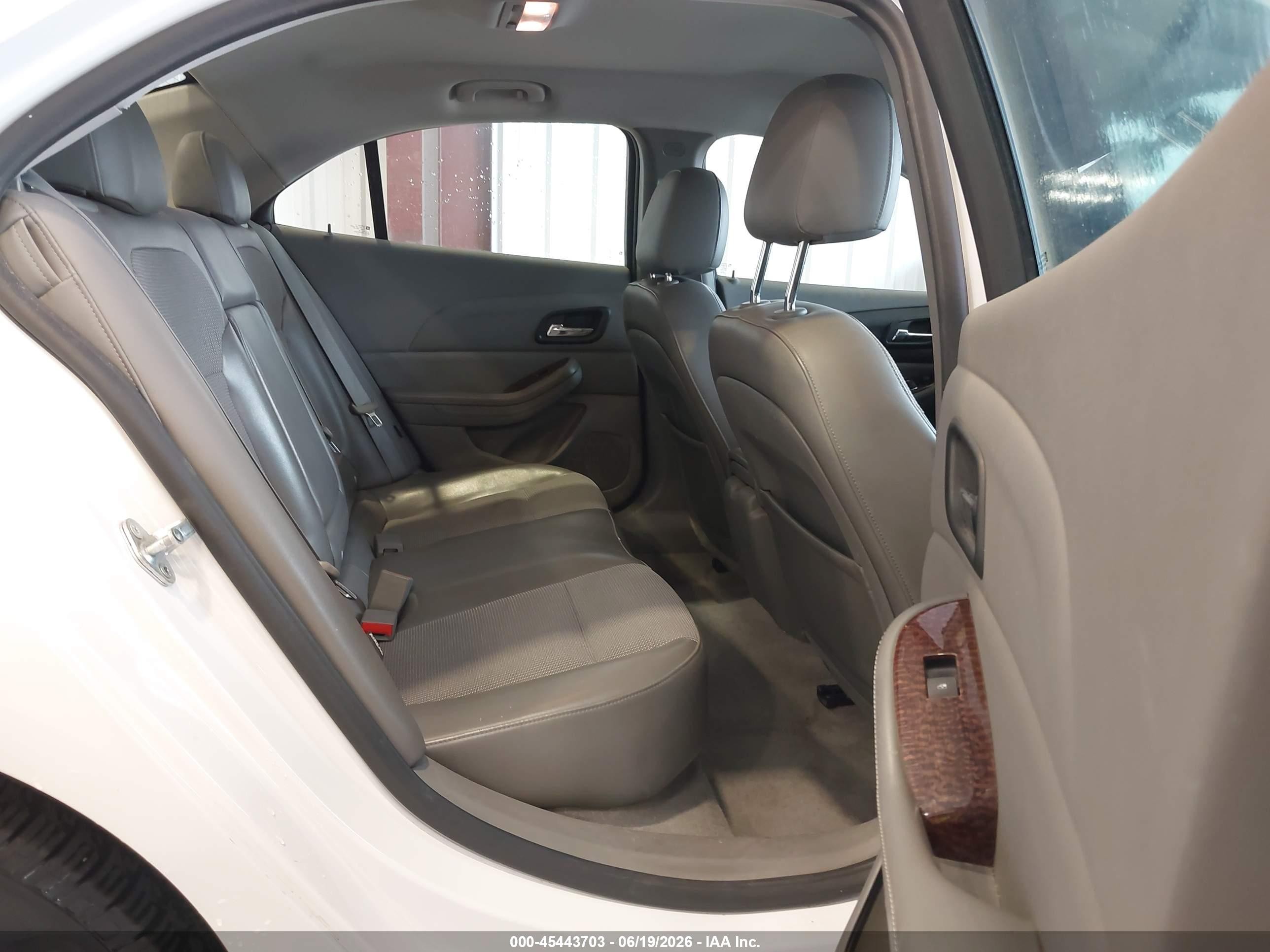 2013 Chevrolet Malibu 2lt Белый vin: 1G11E5SA6DF328091