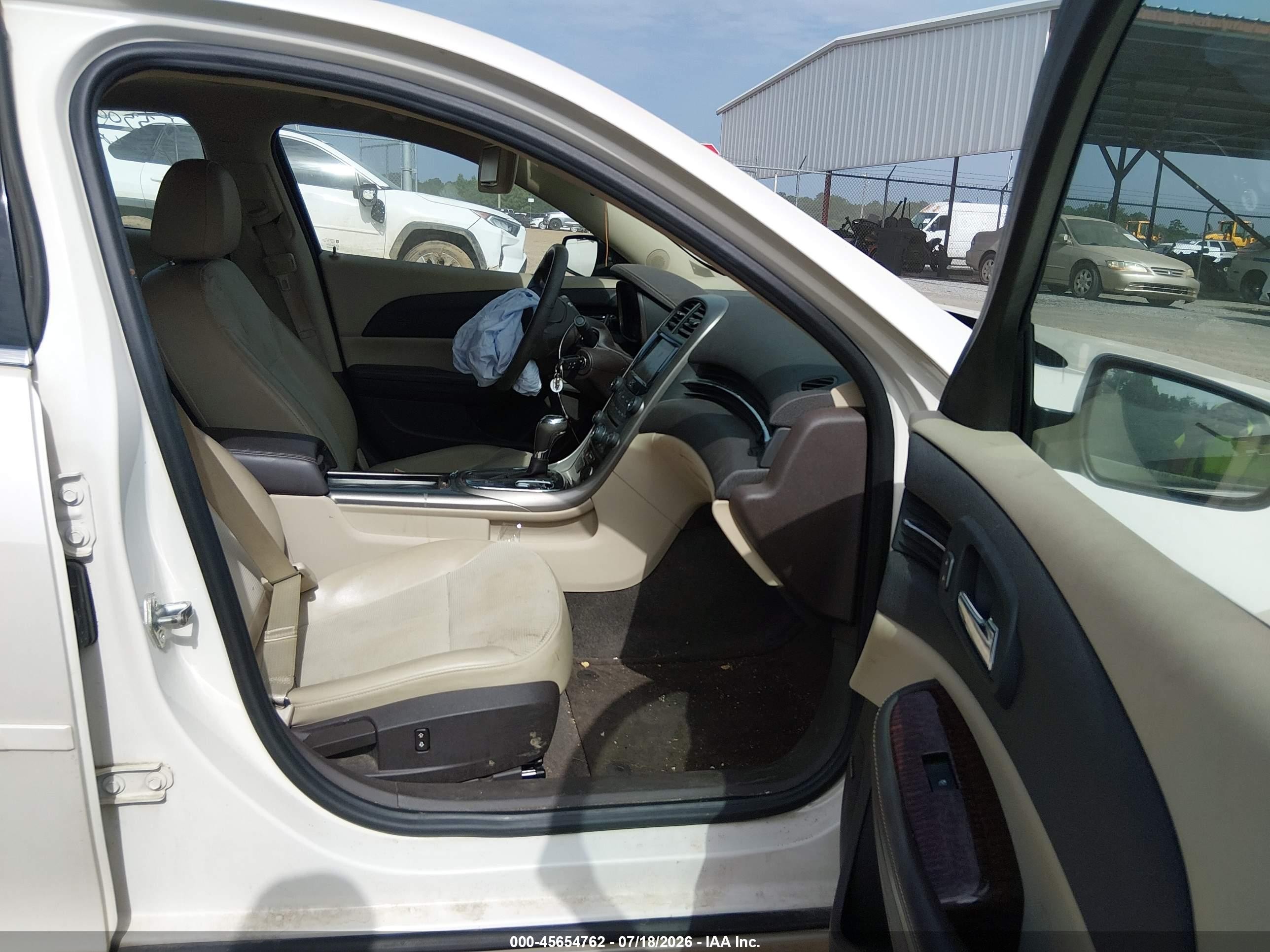 2013 Chevrolet Malibu 2lt White vin: 1G11E5SA7DF149087
