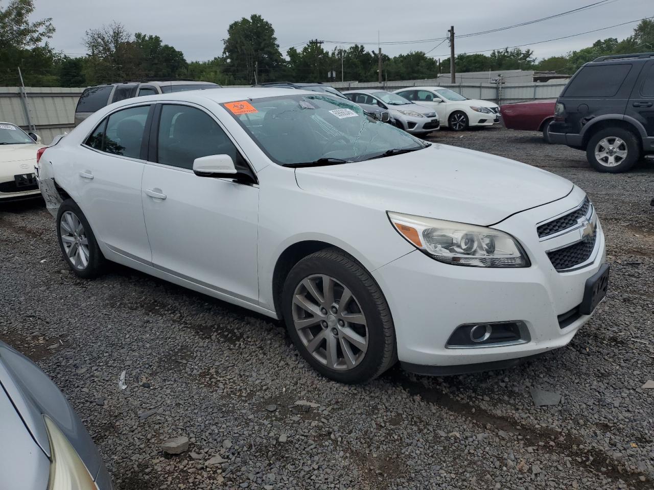 2013 Chevrolet Malibu 2lt White vin: 1G11E5SA9DF264774