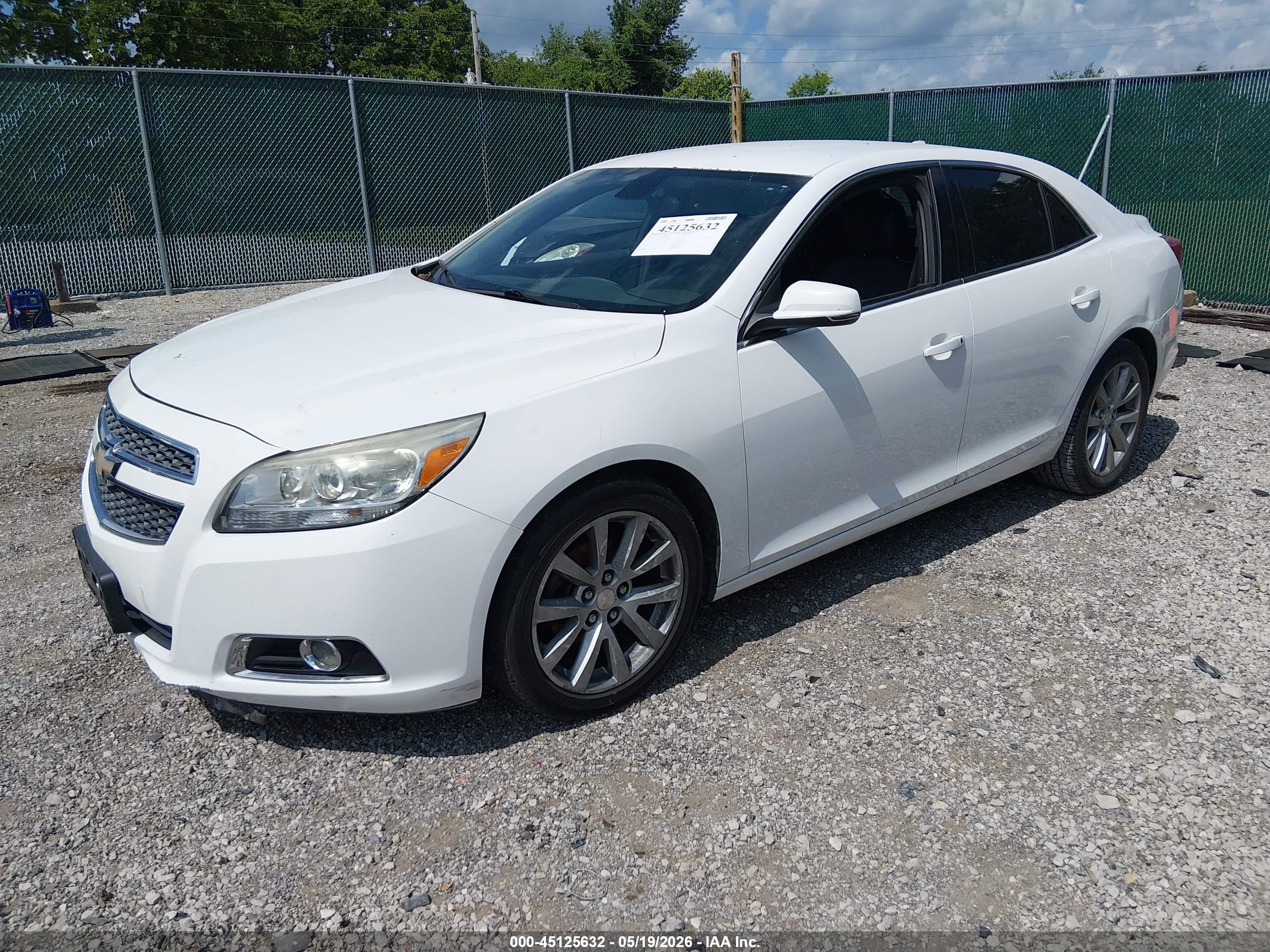 2013 Chevrolet Malibu 2lt White vin: 1G11E5SA9DF265925
