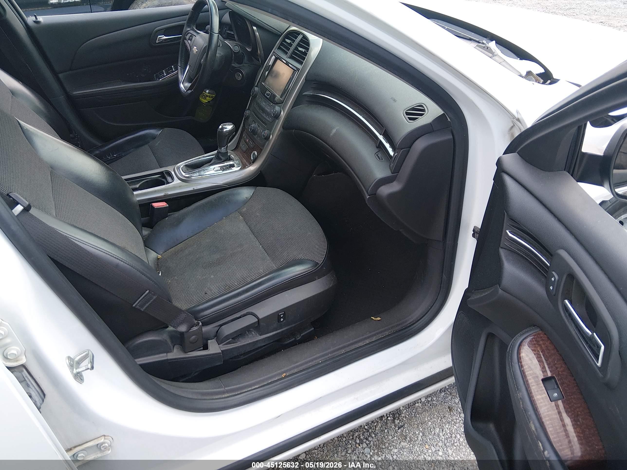 2013 Chevrolet Malibu 2lt White vin: 1G11E5SA9DF265925