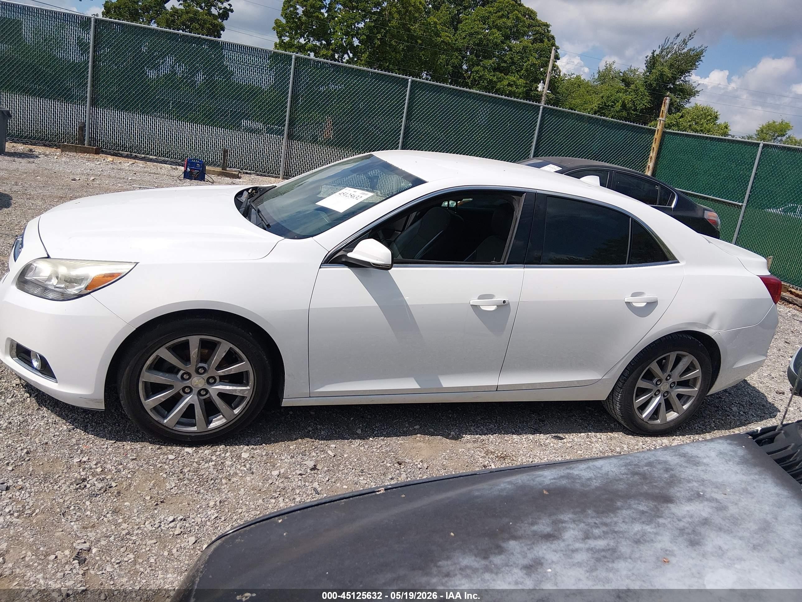2013 Chevrolet Malibu 2lt White vin: 1G11E5SA9DF265925