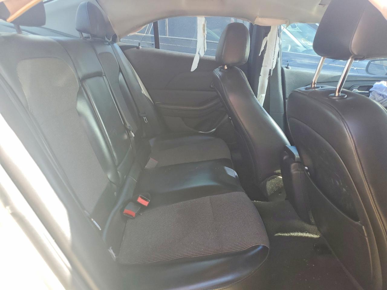 2013 Chevrolet Malibu 2lt Cream vin: 1G11E5SA9DF317036