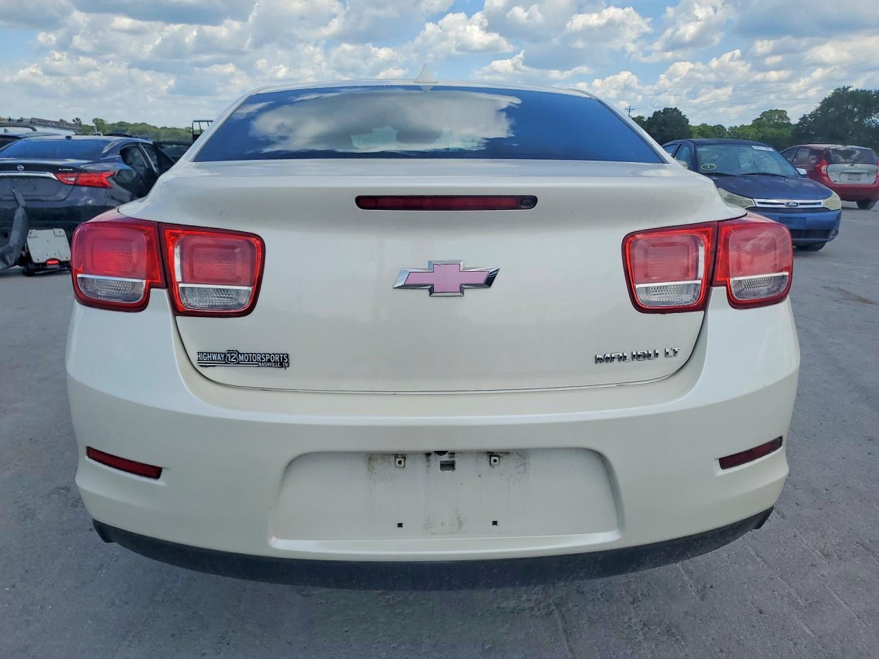 2013 Chevrolet Malibu 2lt White vin: 1G11E5SAXDF242458