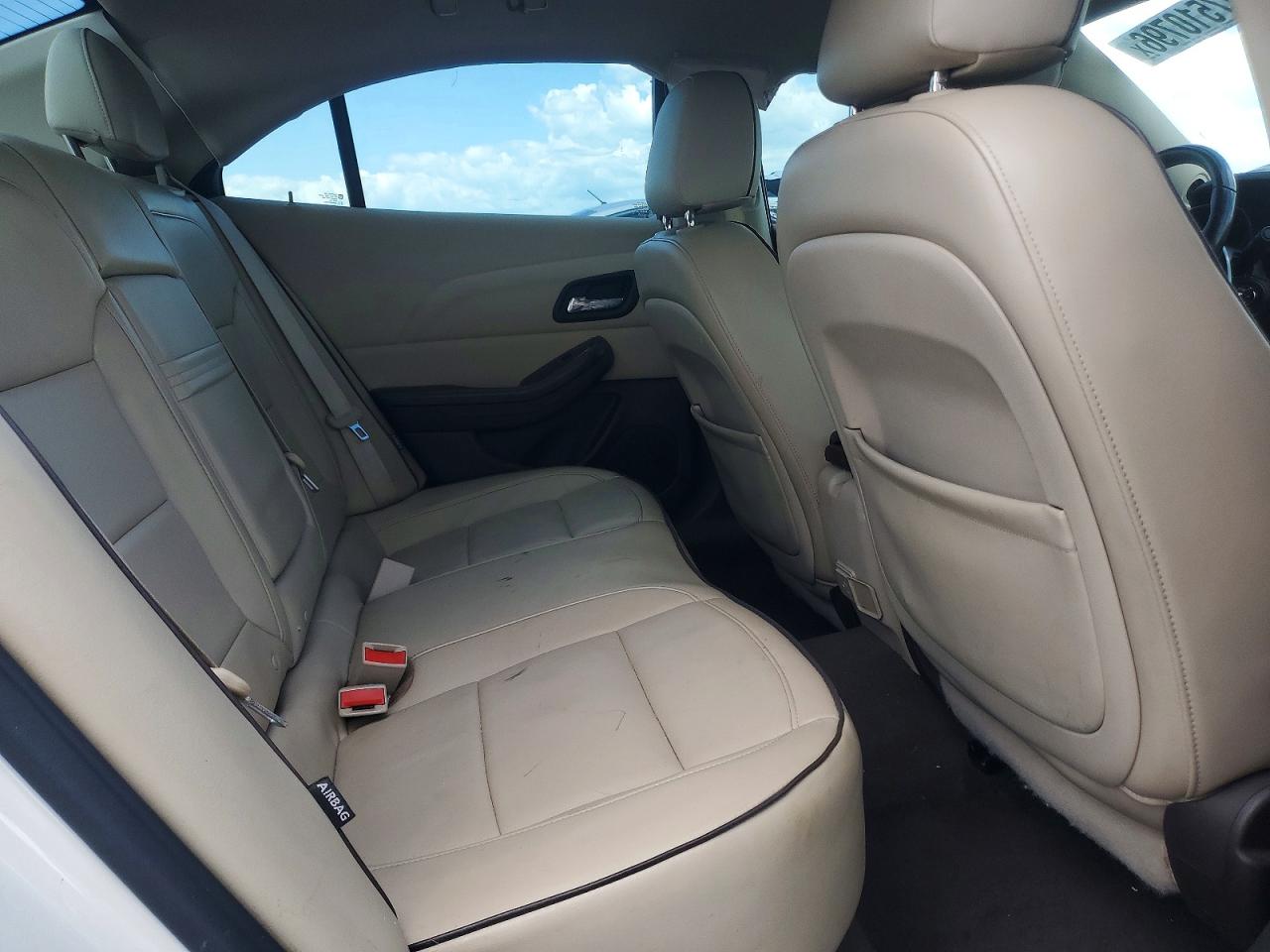 2013 Chevrolet Malibu 2lt White vin: 1G11E5SAXDF242458