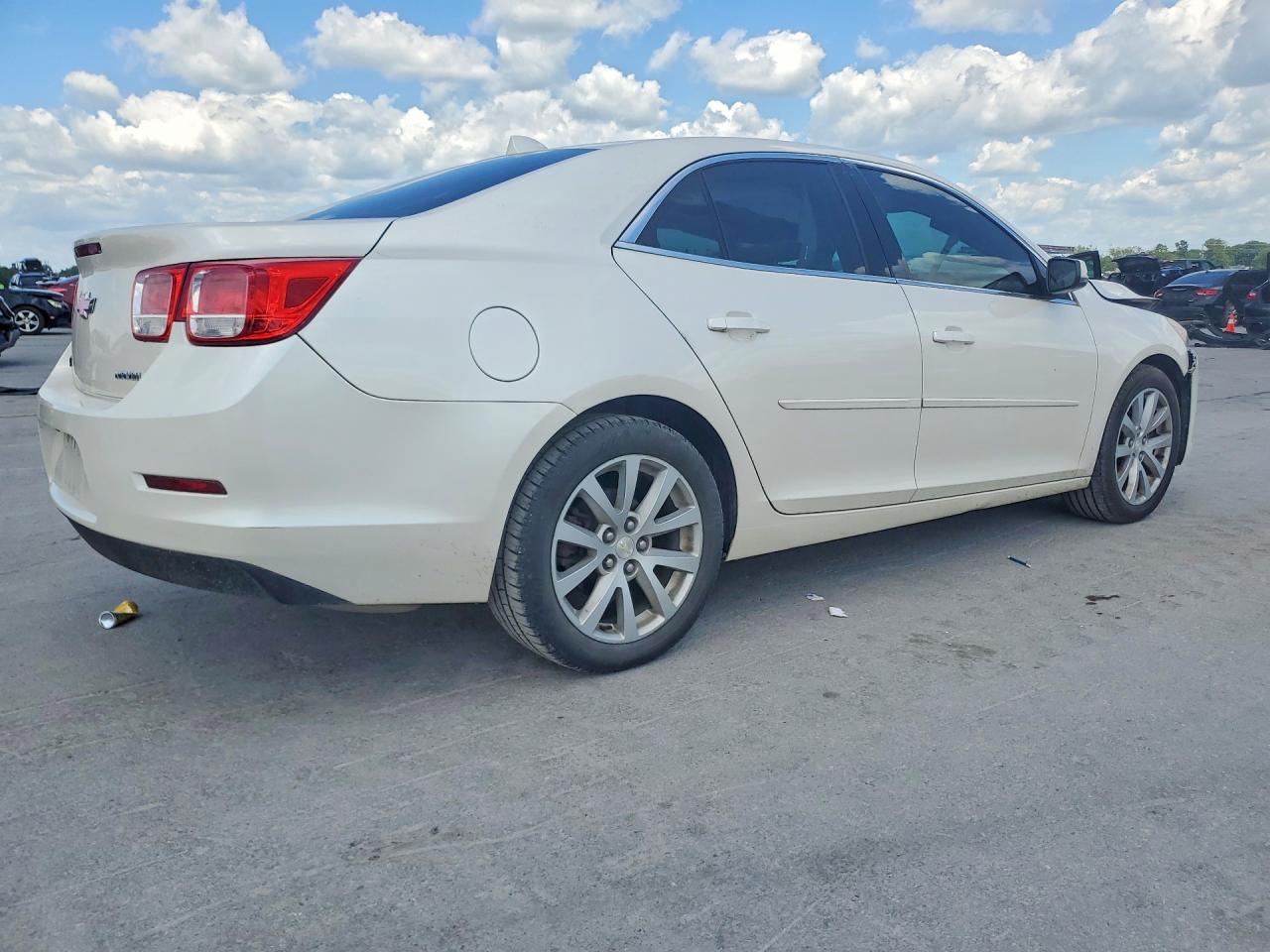 2013 Chevrolet Malibu 2lt White vin: 1G11E5SAXDF242458