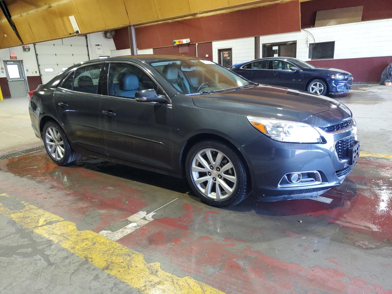 2014 Chevrolet Malibu 2lt Black vin: 1G11E5SL1EF164316 Damage: Right Front Fender, Chipped, 2