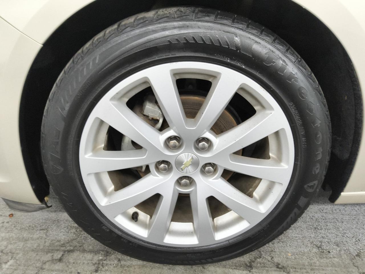 2014 Chevrolet Malibu 2lt Tan vin: 1G11E5SL3EF262604 Damage: Left Front Wheel, Curb Rash, 1/2 To 1 Inch