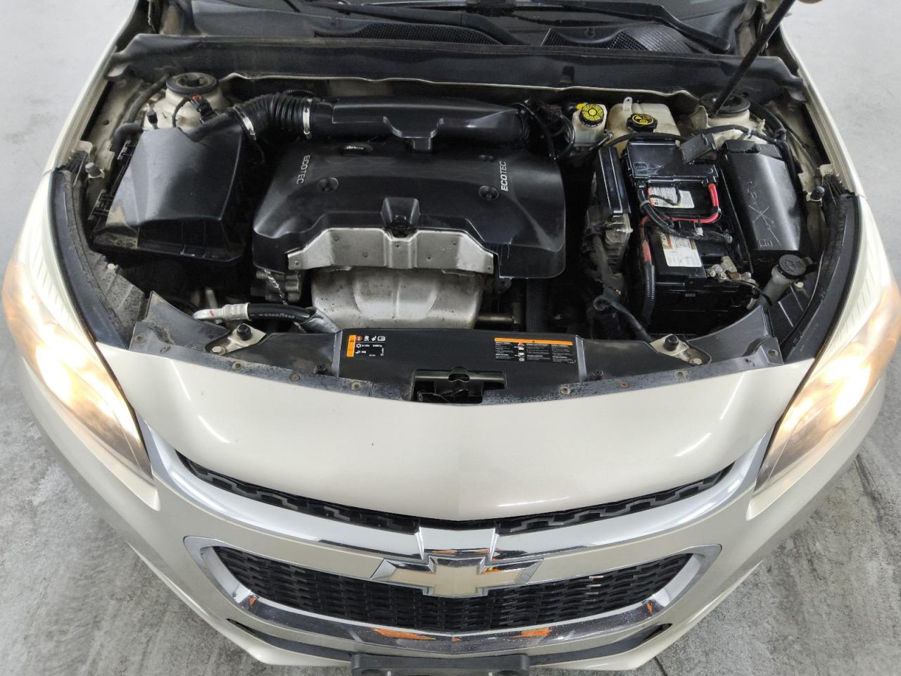 2014 Chevrolet Malibu 2lt Tan vin: 1G11E5SL3EF262604 Damage: Fluid Level Coolant, Low Fluid, Unacceptable