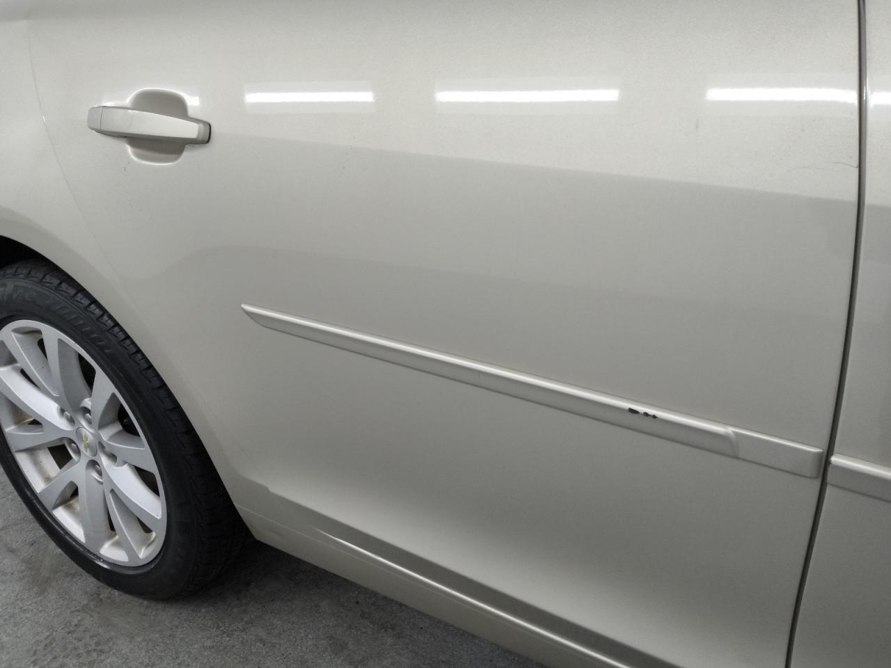 2014 Chevrolet Malibu 2lt Tan vin: 1G11E5SL3EF262604 Damage: Right Rear Door Cladding, Heavy Scratch, 1/2 To 1 Inch