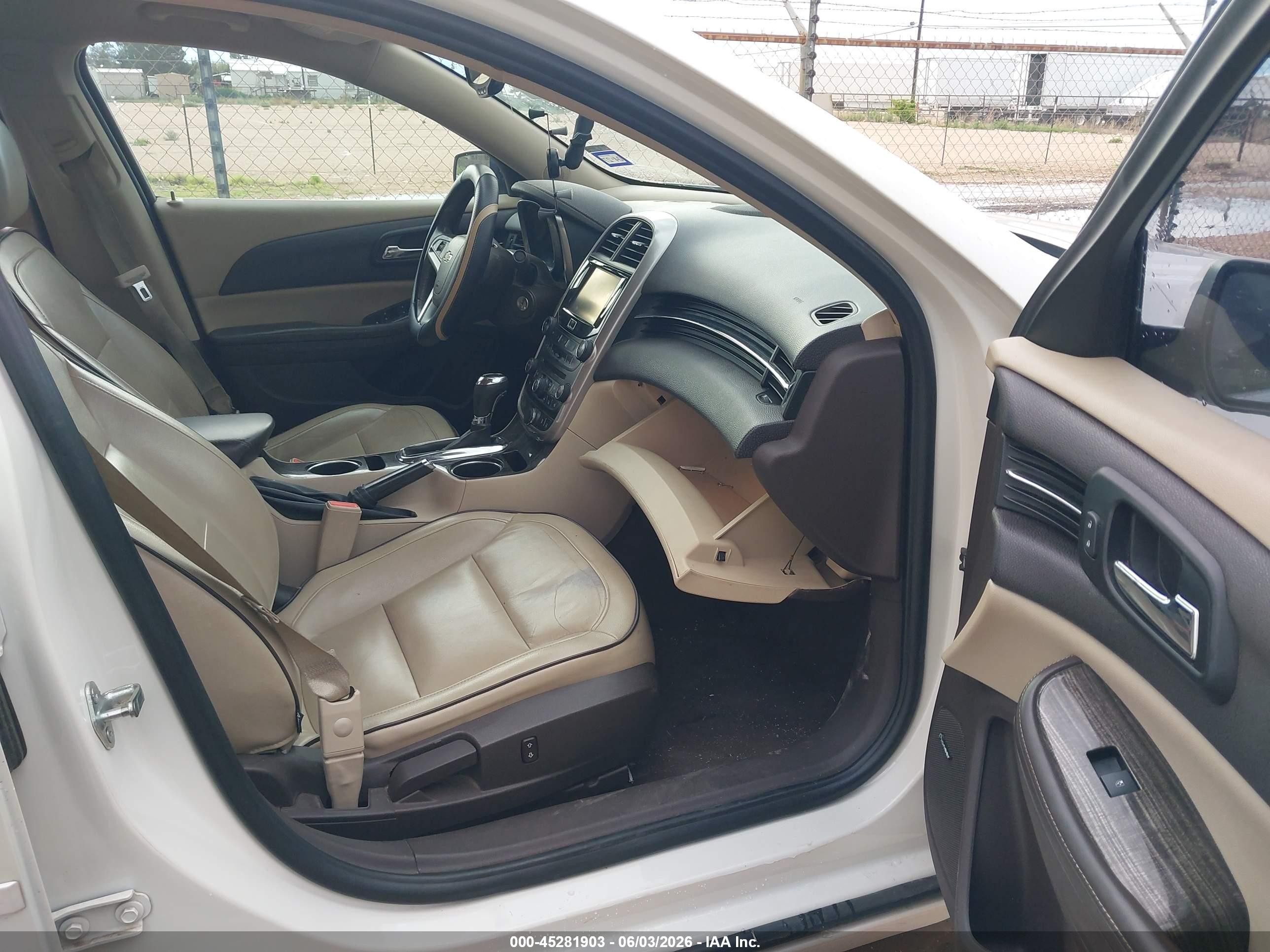 2014 Chevrolet Malibu 2lt White vin: 1G11E5SL4EF148465