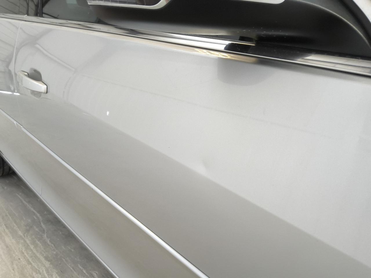 2014 Chevrolet Malibu 2lt Silver vin: 1G11E5SL6EF272592 Damage: Right Front Door, Dent(S) W/ Paint Dmg, 3 To 4 Inches