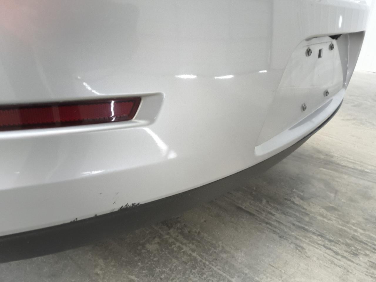 2014 Chevrolet Malibu 2lt Silver vin: 1G11E5SL6EF272592 Damage: Rear Bumper, Heavy Scratch, > 12 Inches