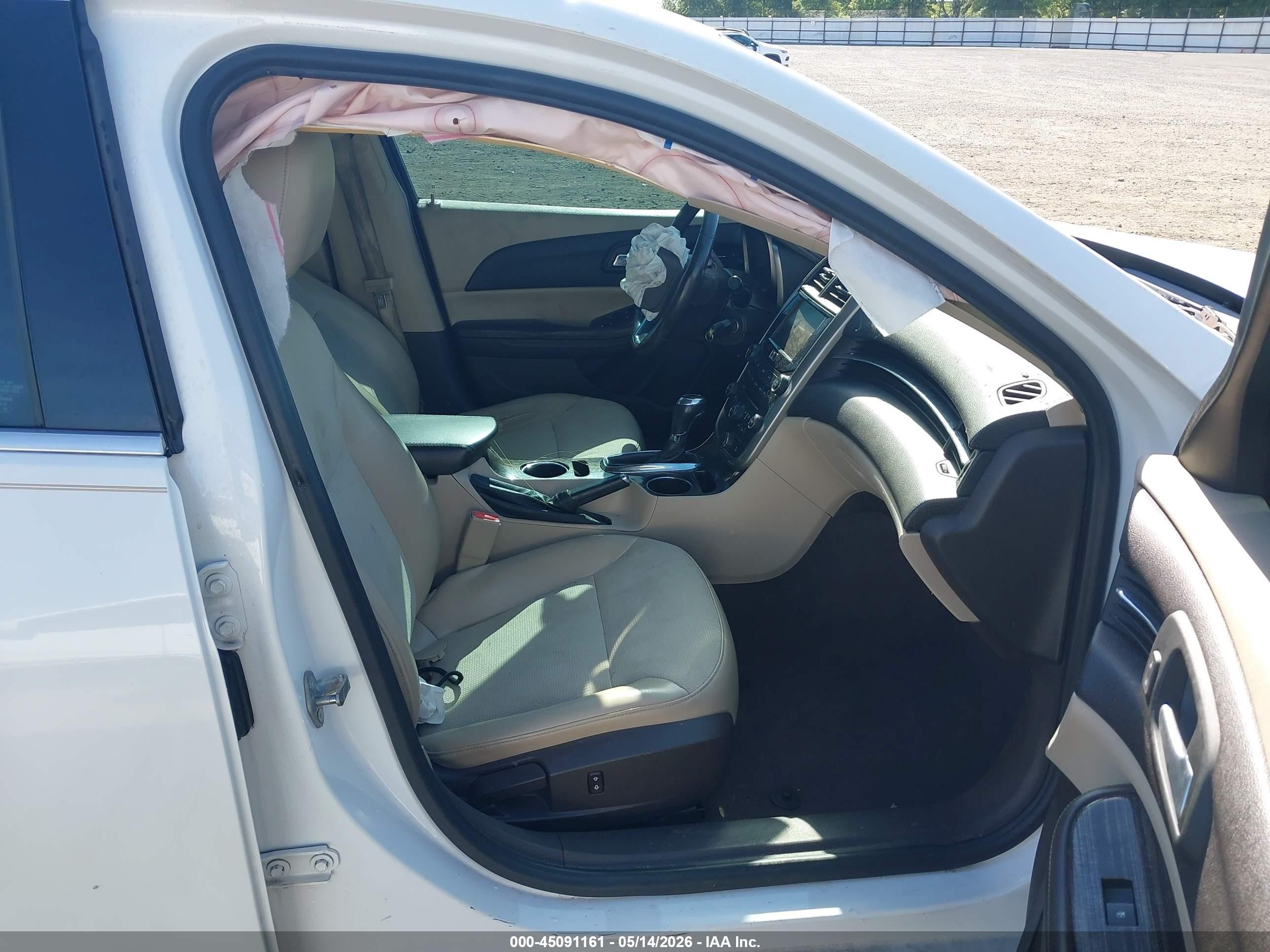 2014 Chevrolet Malibu 2lt White vin: 1G11E5SL8EF193652