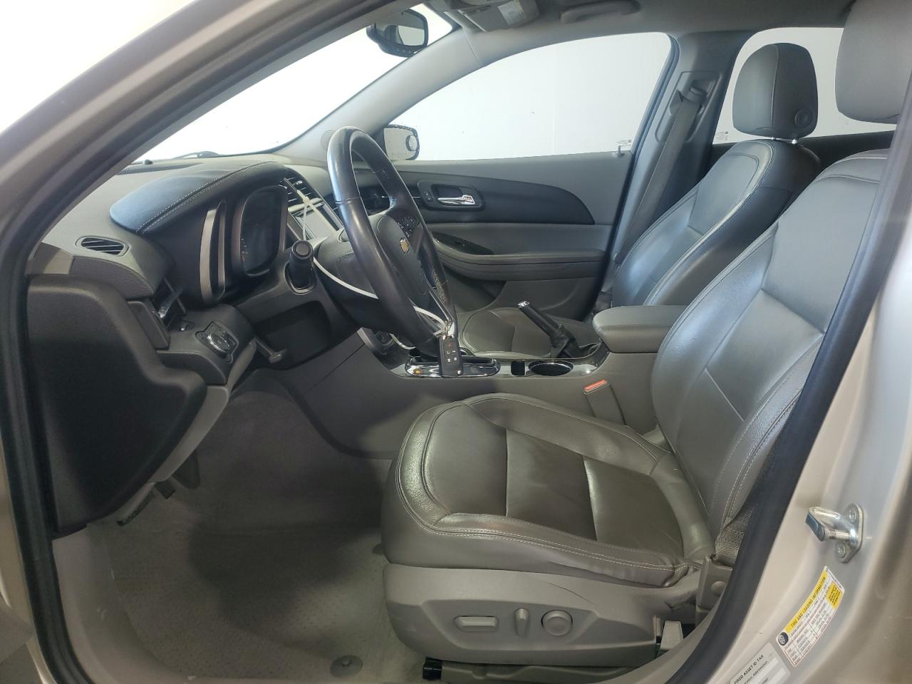 2014 Chevrolet Malibu 2lt Gold vin: 1G11E5SL9EF247881 Damage: Left Front Seat Molding, Broken, Replacement Required