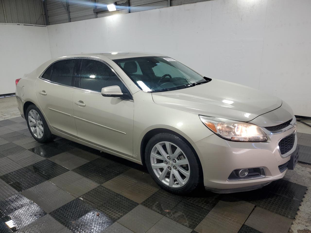 2014 Chevrolet Malibu 2lt Gold vin: 1G11E5SL9EF247881 Damage: Right Front Door, Dent(S) W/ Paint Dmg, 2 To 3 Inches