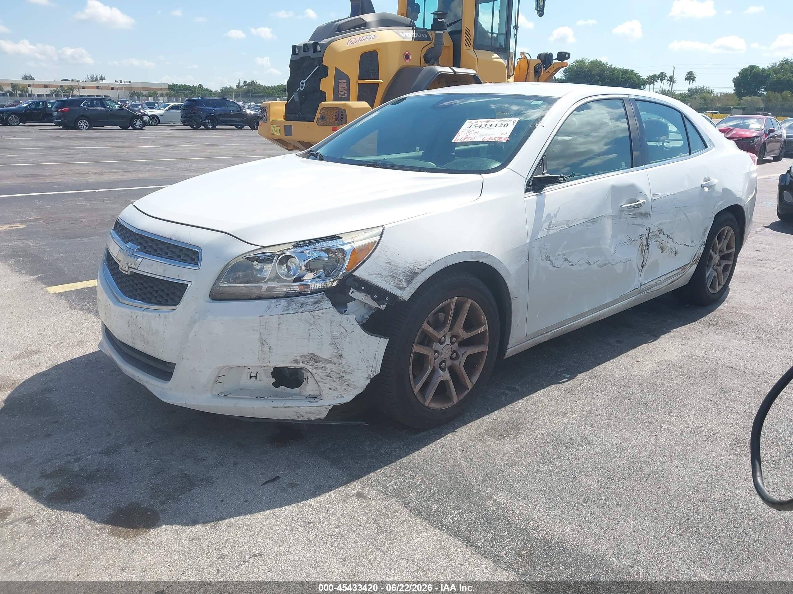 2013 Chevrolet Malibu Eco Premium Audio Белый vin: 1G11F5RR1DF113517