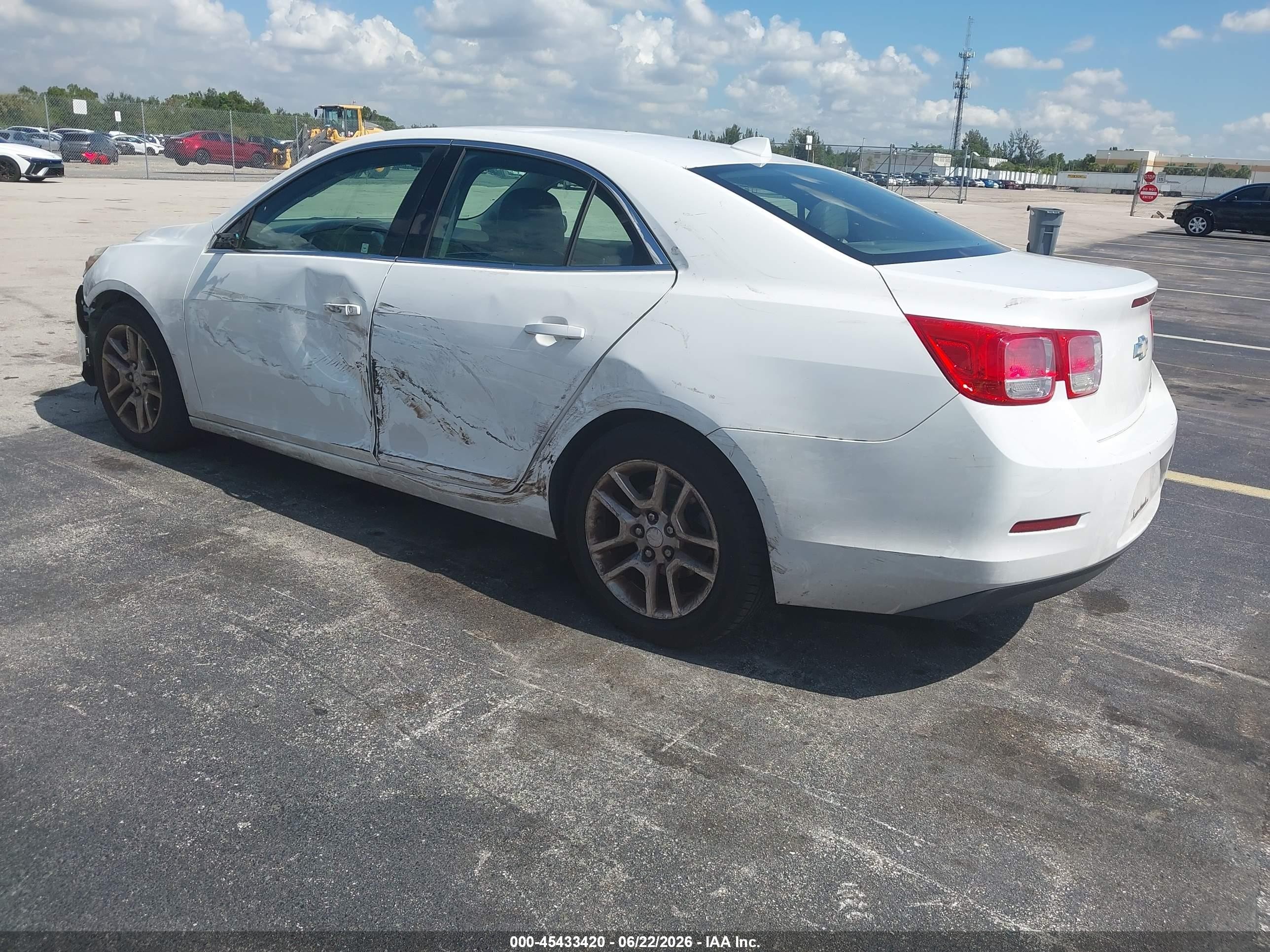 2013 Chevrolet Malibu Eco Premium Audio Белый vin: 1G11F5RR1DF113517