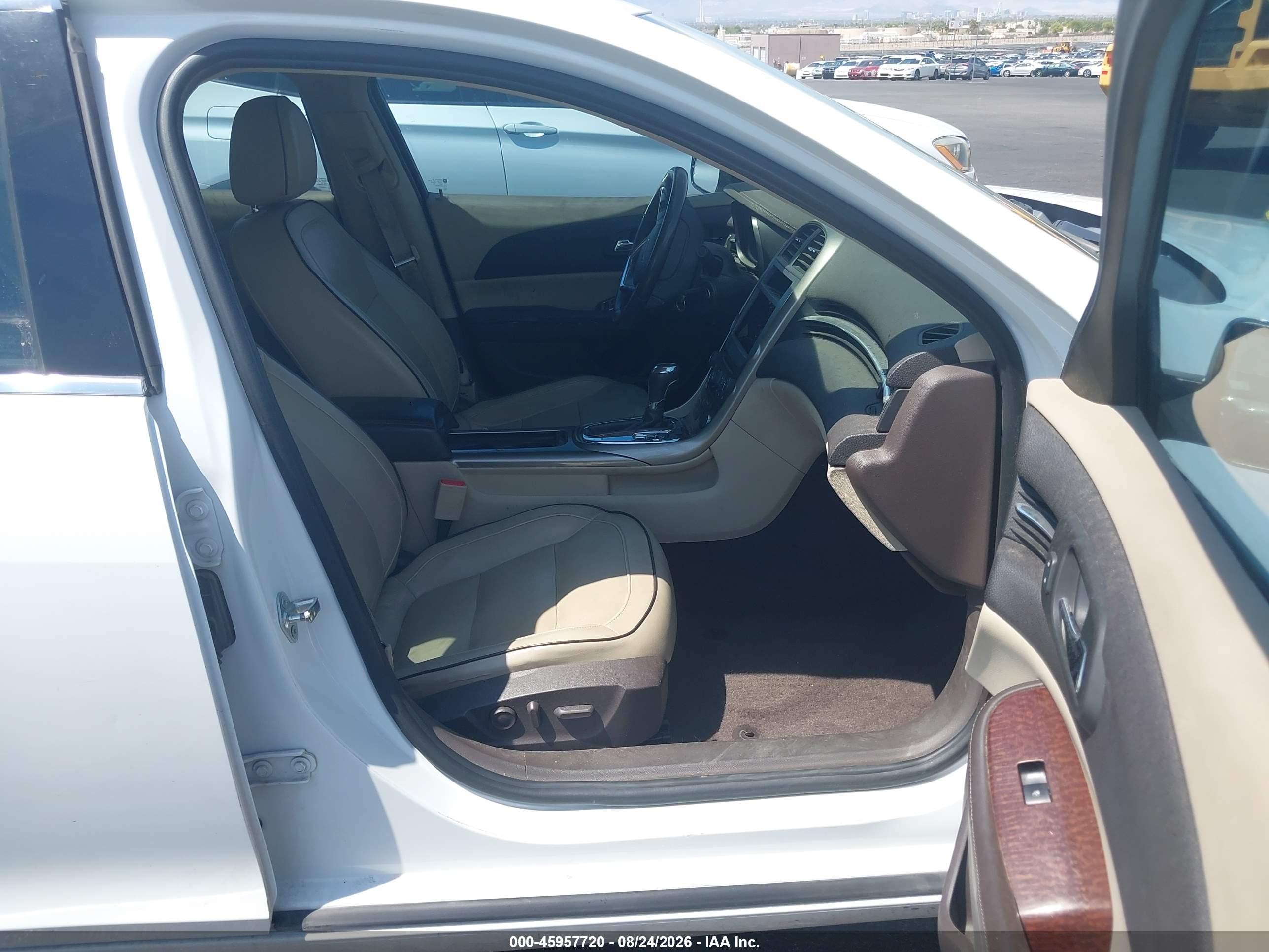 2013 Chevrolet Malibu Eco Premium Audio White vin: 1G11F5RR5DF105209