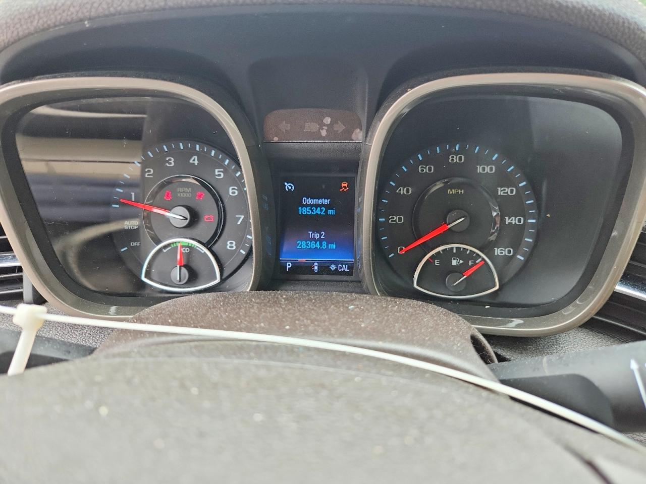 2013 Chevrolet Malibu Cream vin: 1G11F5RR6DF119250