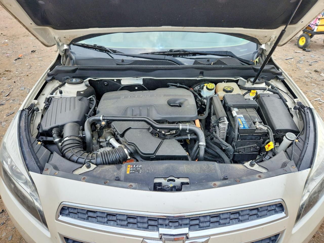 2013 Chevrolet Malibu Cream vin: 1G11F5RR6DF119250