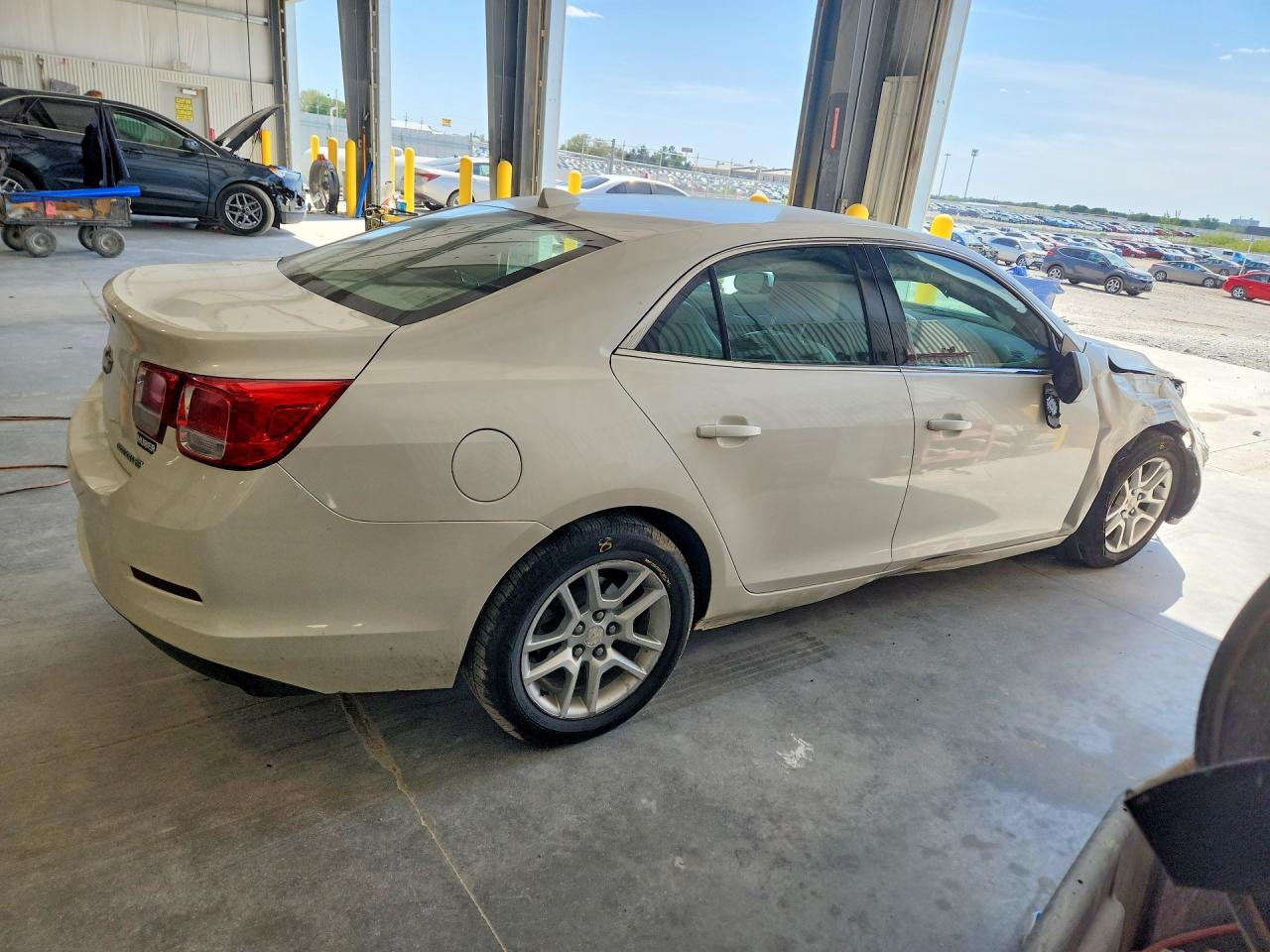 2013 Chevrolet Malibu 2lt White vin: 1G11F5RR9DF114124