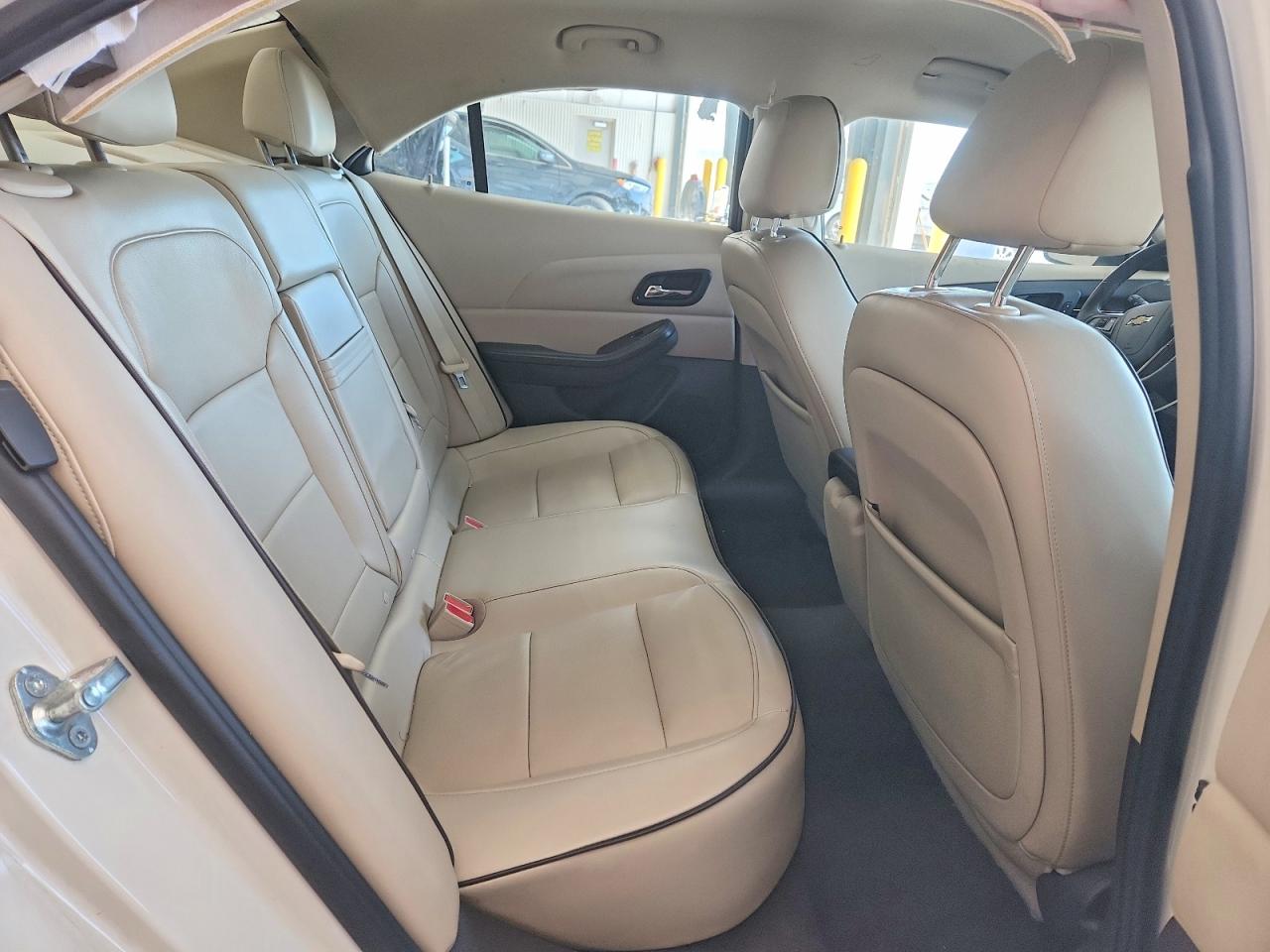 2013 Chevrolet Malibu 2lt White vin: 1G11F5RR9DF114124