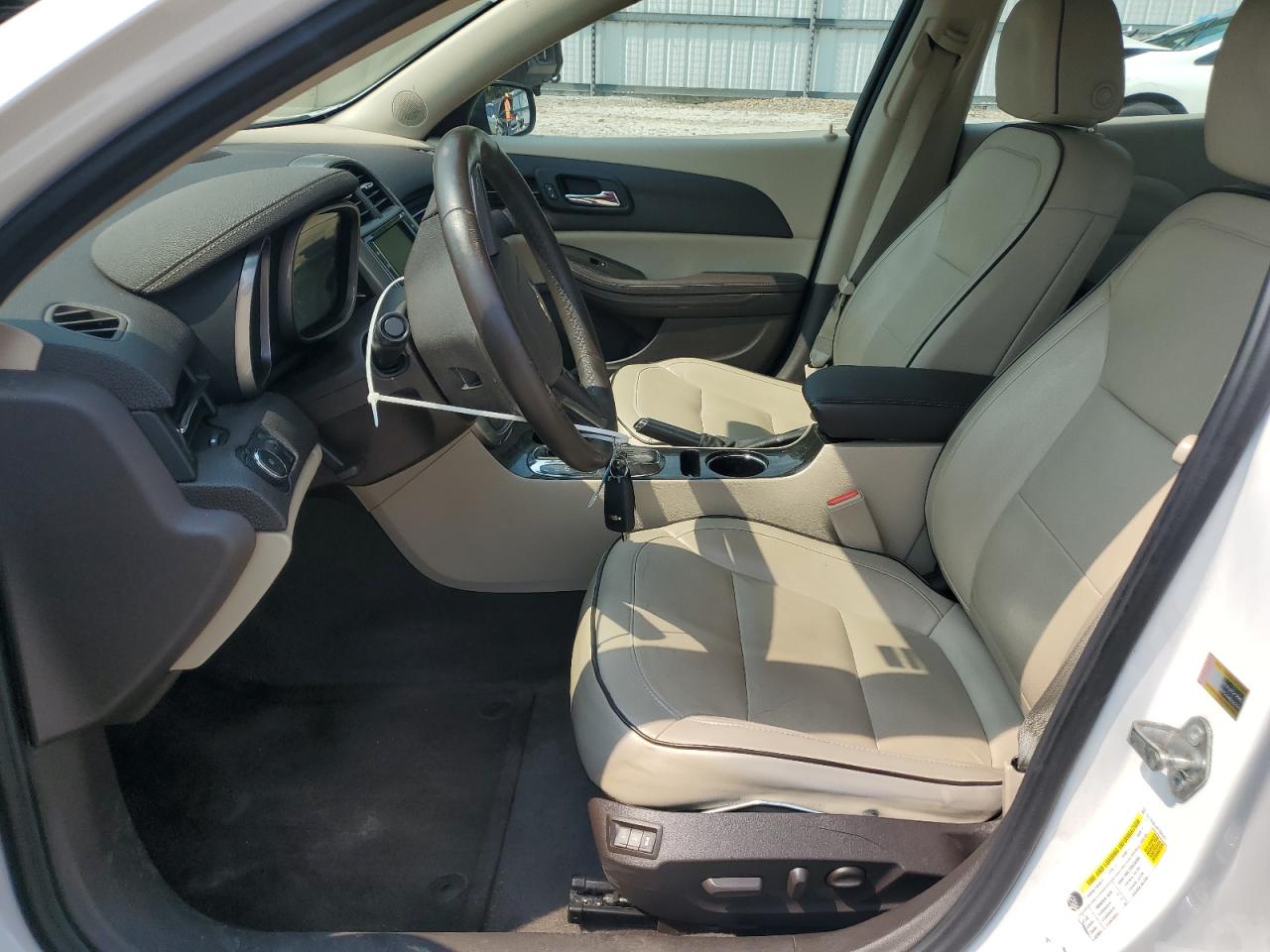2015 Chevrolet Malibu Ltz White vin: 1G11F5SL4FF251447