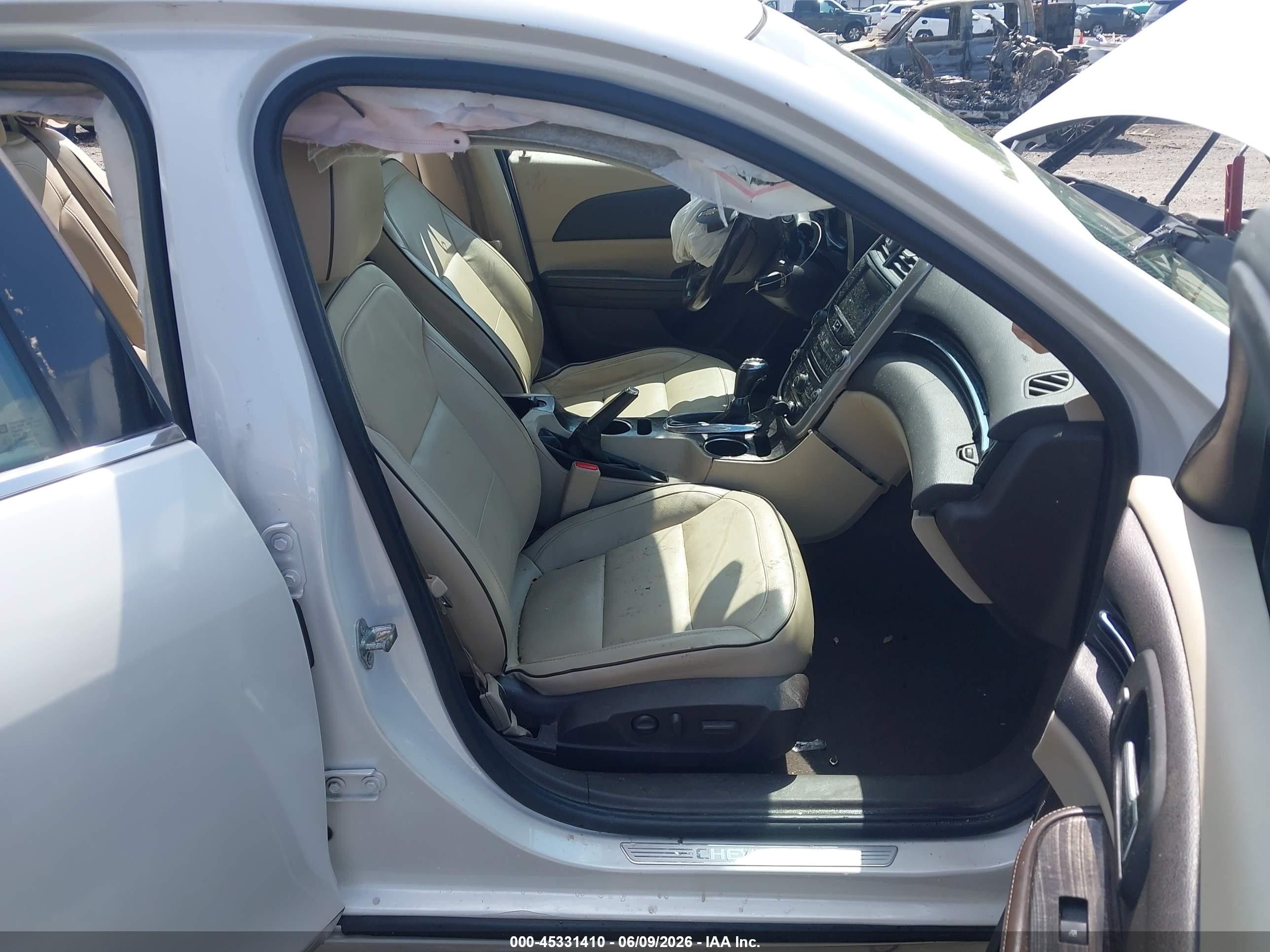 2015 Chevrolet Malibu 1lz White vin: 1G11F5SL6FF251417