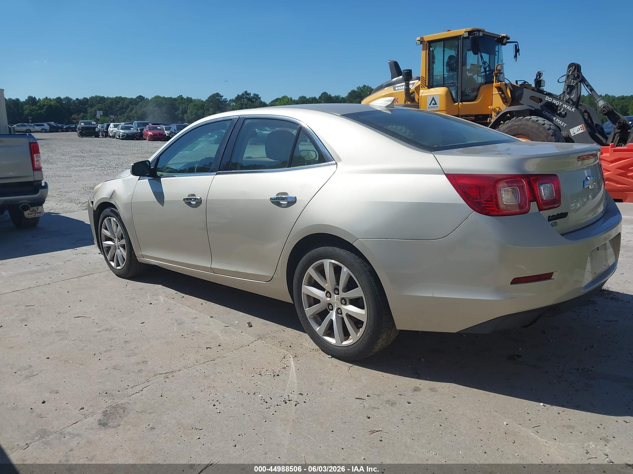 2015 Chevrolet Malibu 1lz Tan vin: 1G11F5SL7FF143193