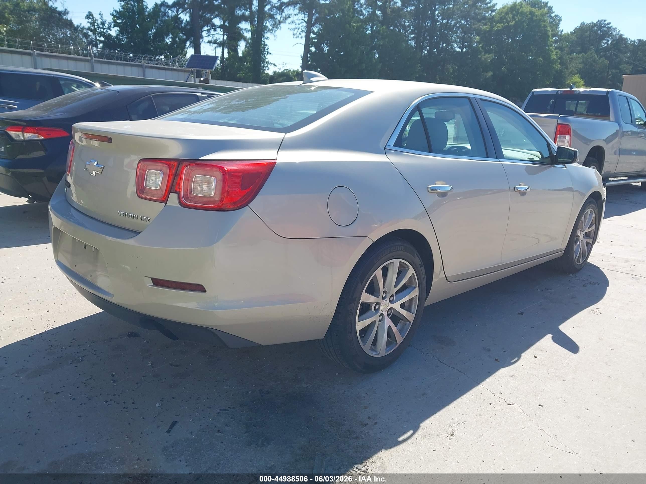 2015 Chevrolet Malibu 1lz Tan vin: 1G11F5SL7FF143193