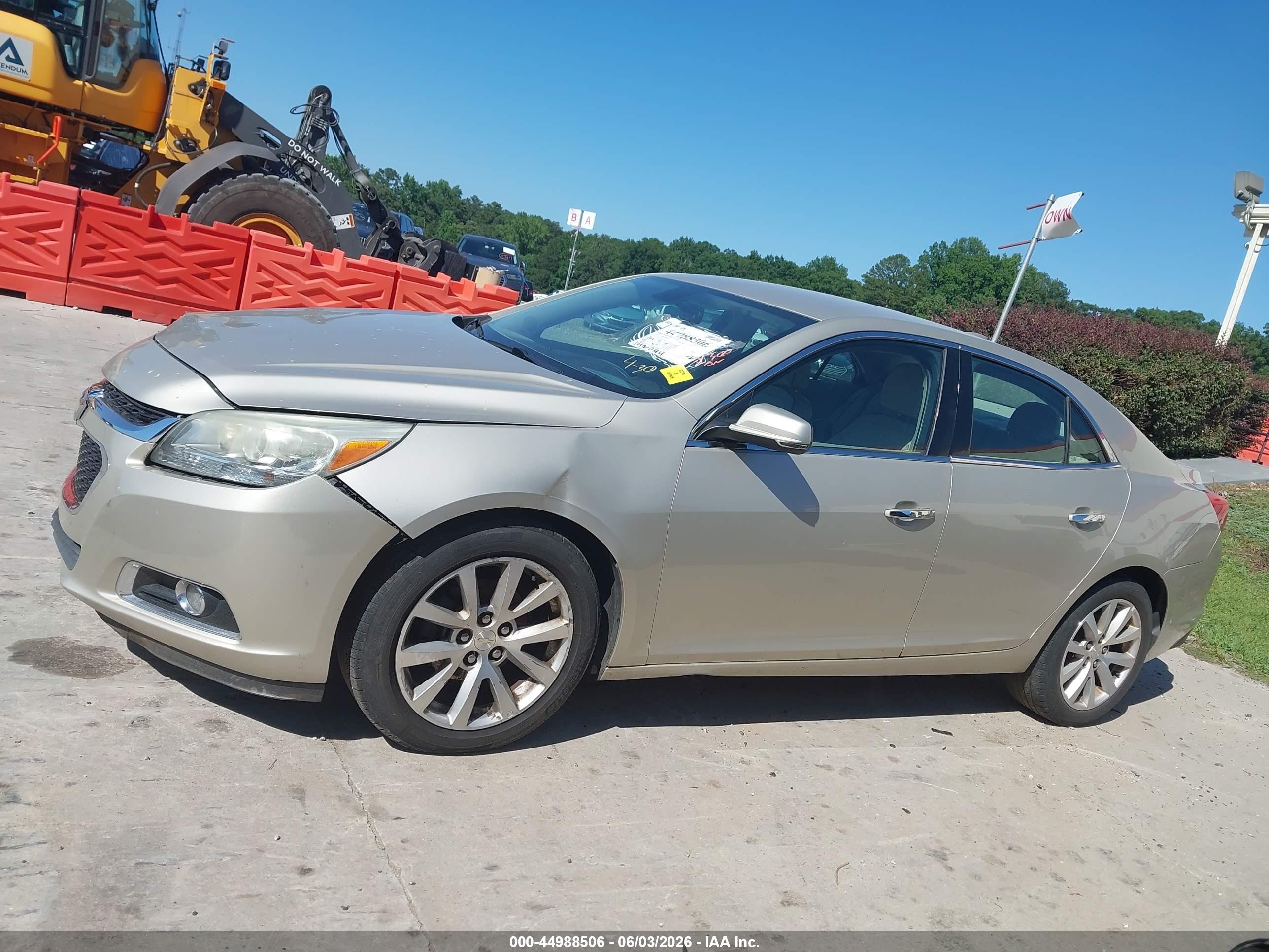 2015 Chevrolet Malibu 1lz Tan vin: 1G11F5SL7FF143193