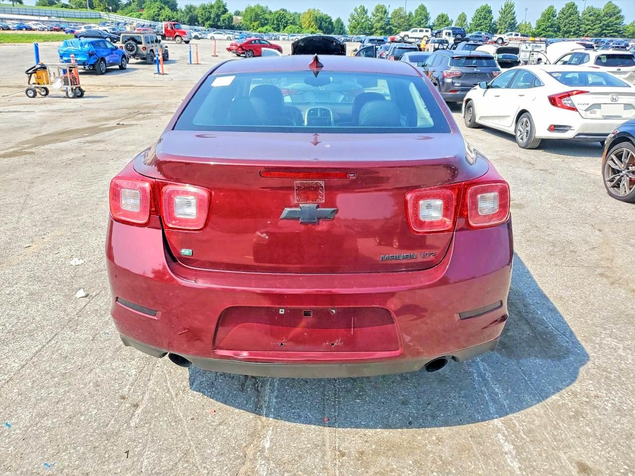 2015 Chevrolet Malibu Ltz Burgundy vin: 1G11F5SL7FF326108