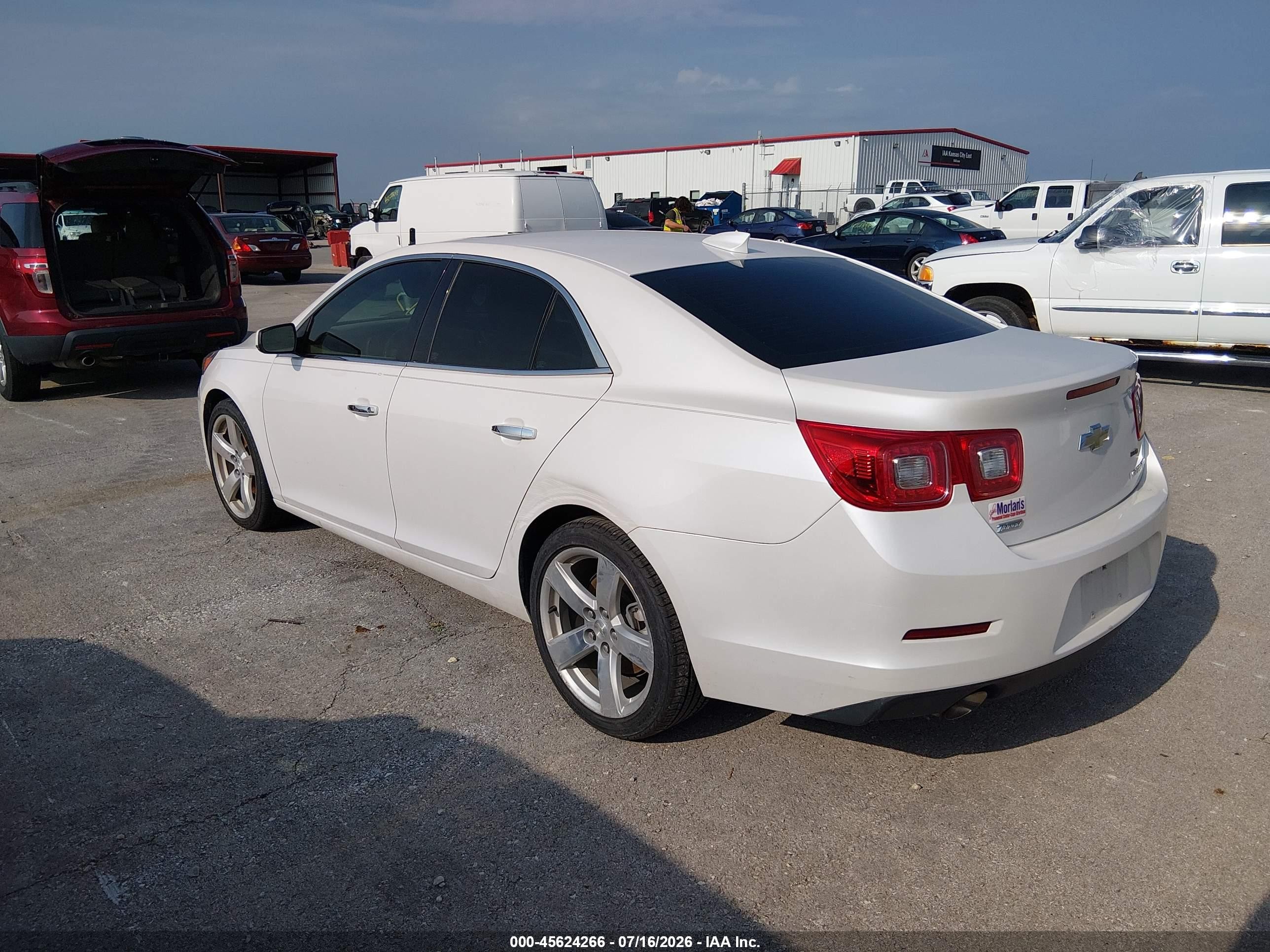 2015 Chevrolet Malibu 2lz White vin: 1G11G5SX0FF253342