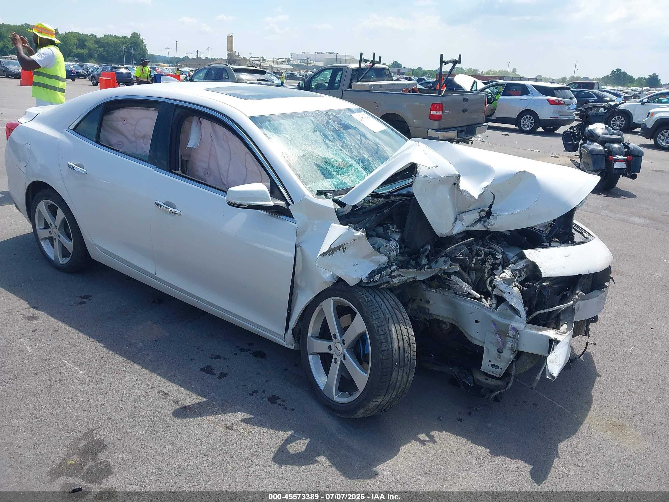 2015 Chevrolet Malibu 2lz Белый vin: 1G11G5SX1FF207096