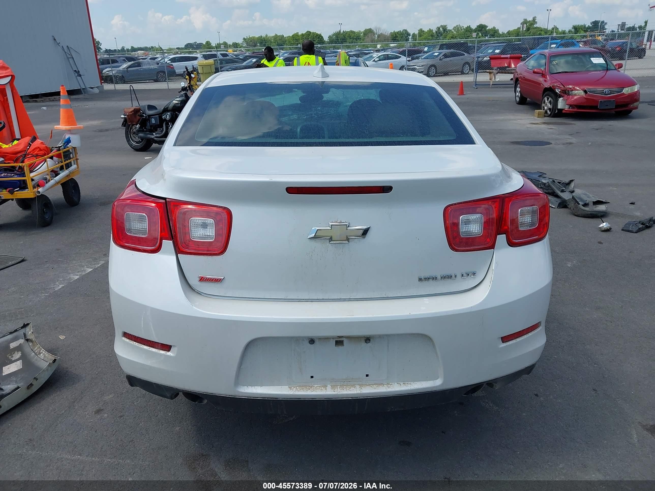 2015 Chevrolet Malibu 2lz White vin: 1G11G5SX1FF207096