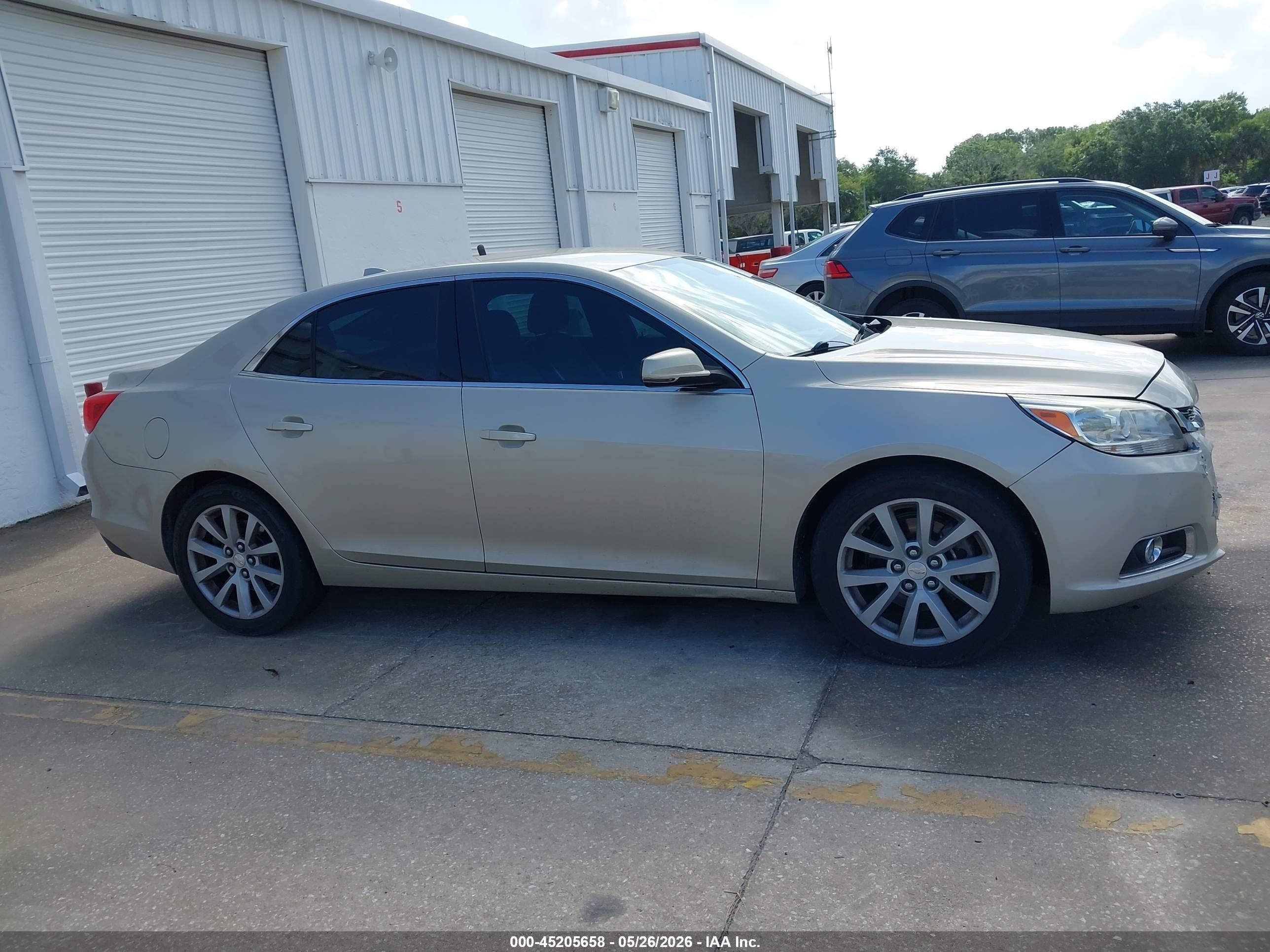 2014 Chevrolet Malibu 3lt Beige vin: 1G11G5SX2EF199668