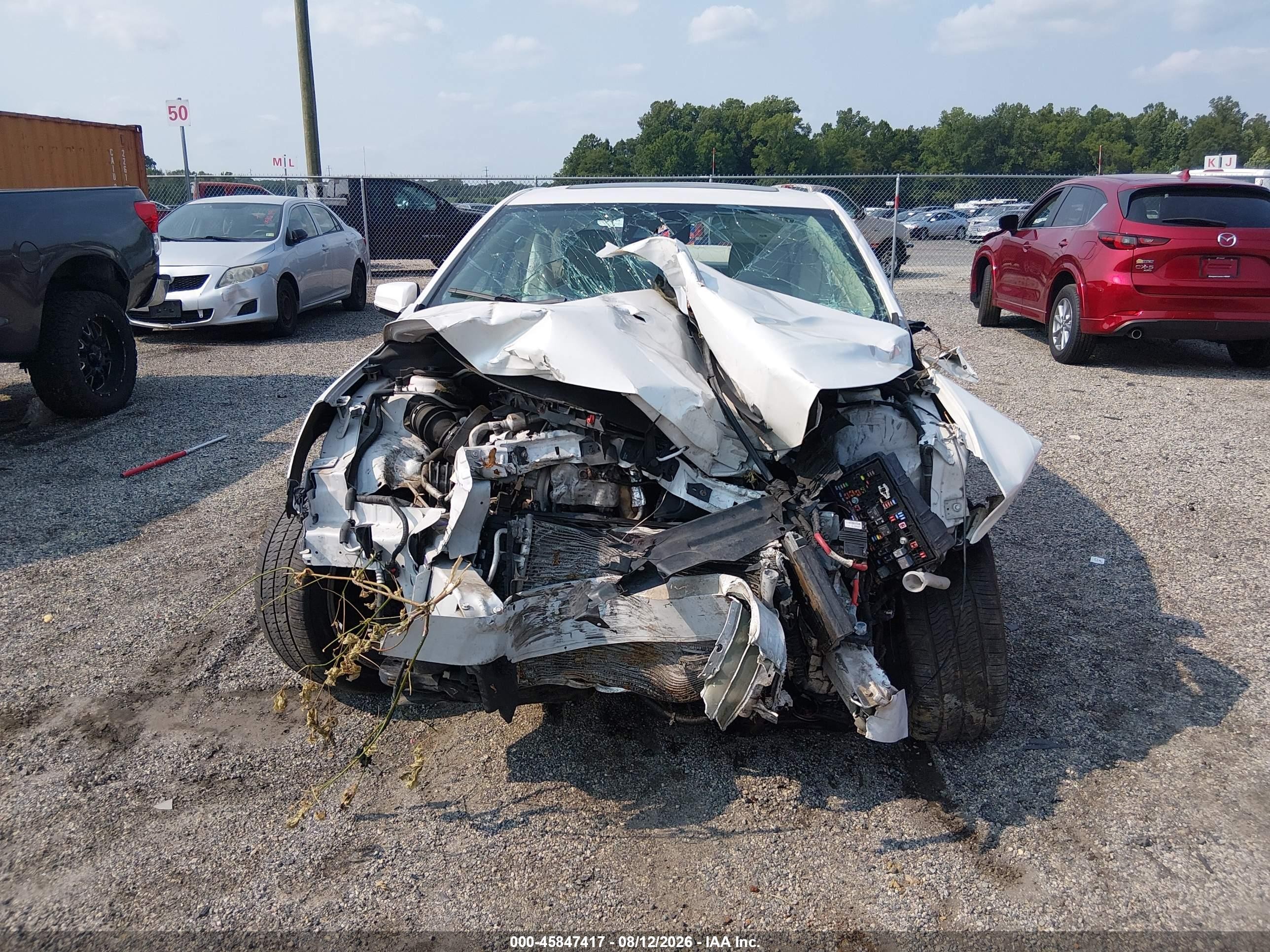 2015 Chevrolet Malibu 2lz Cream vin: 1G11G5SX3FF150822